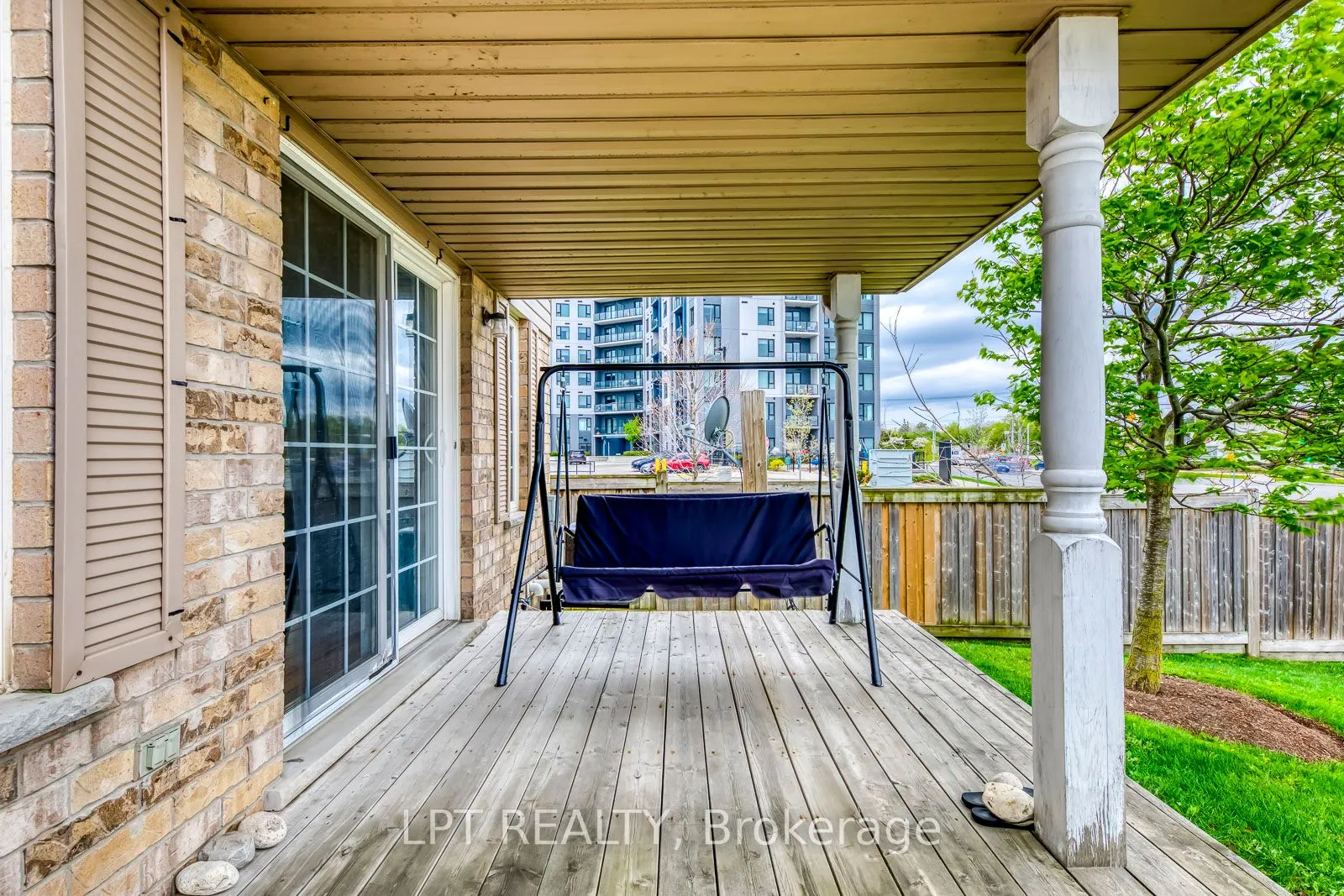 10 Fallowfield Drive #6