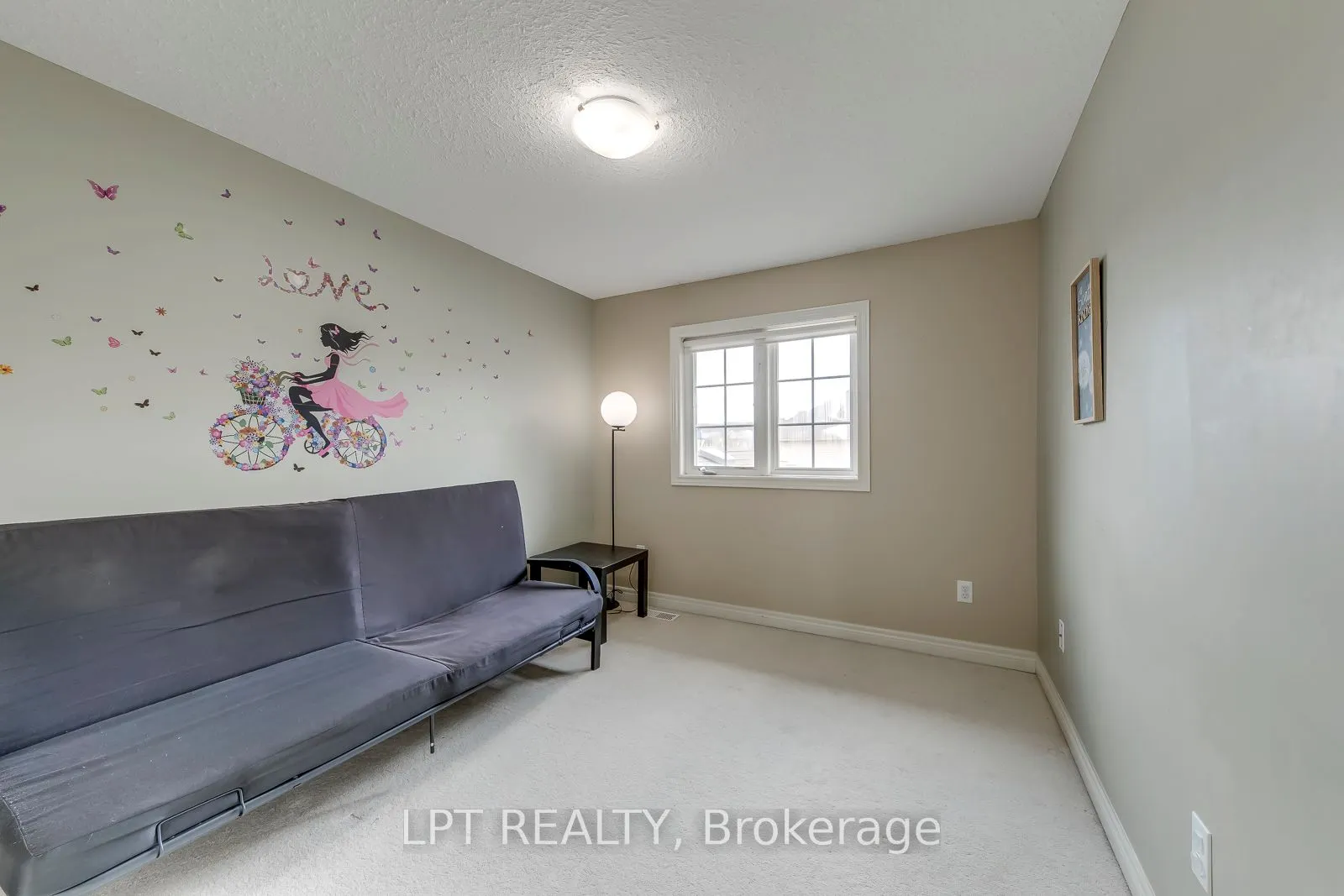 10 Fallowfield Drive #6