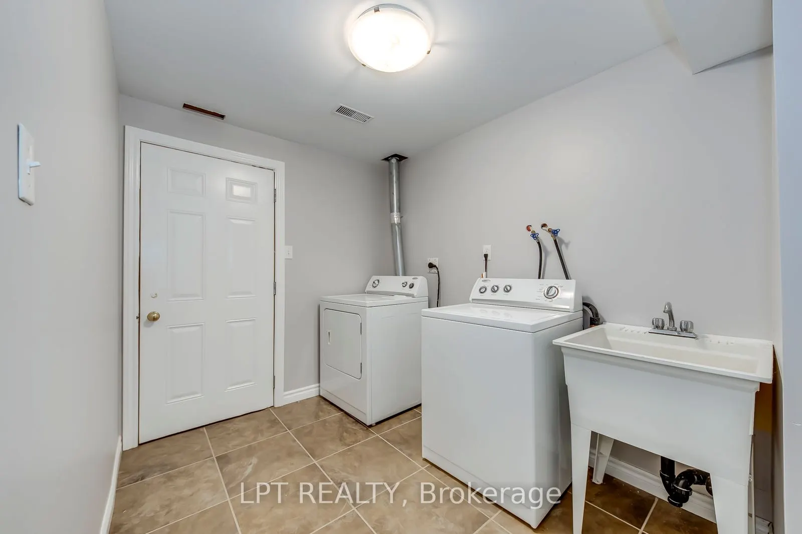 10 Fallowfield Drive #6