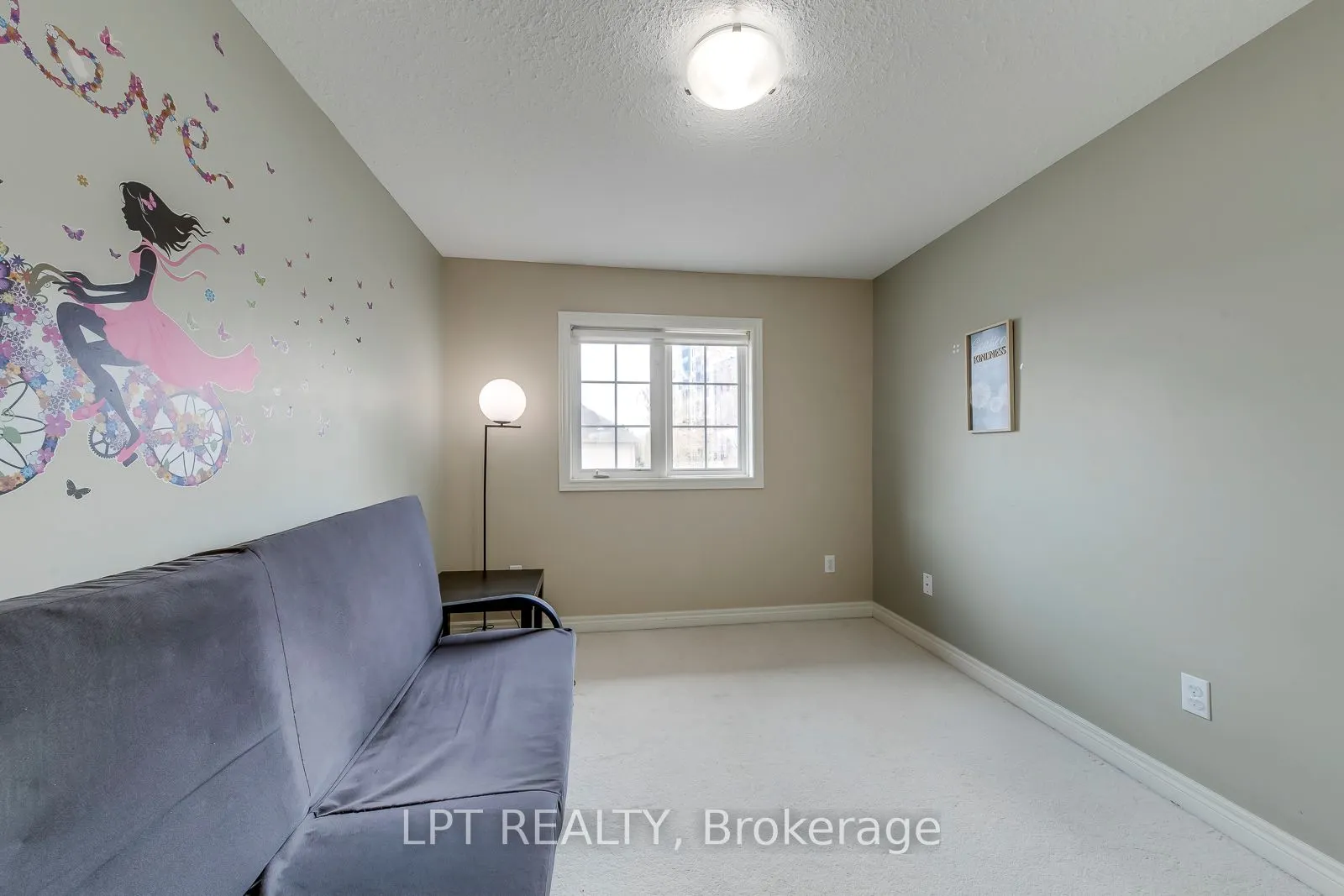 10 Fallowfield Drive #6