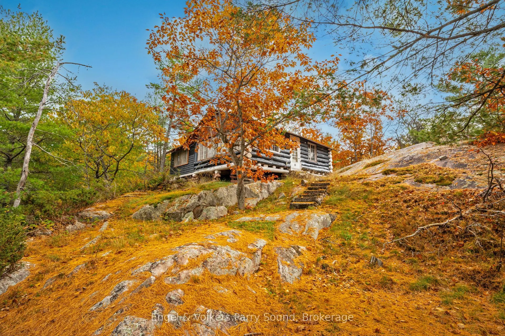 21 Naiscoot Lake Road