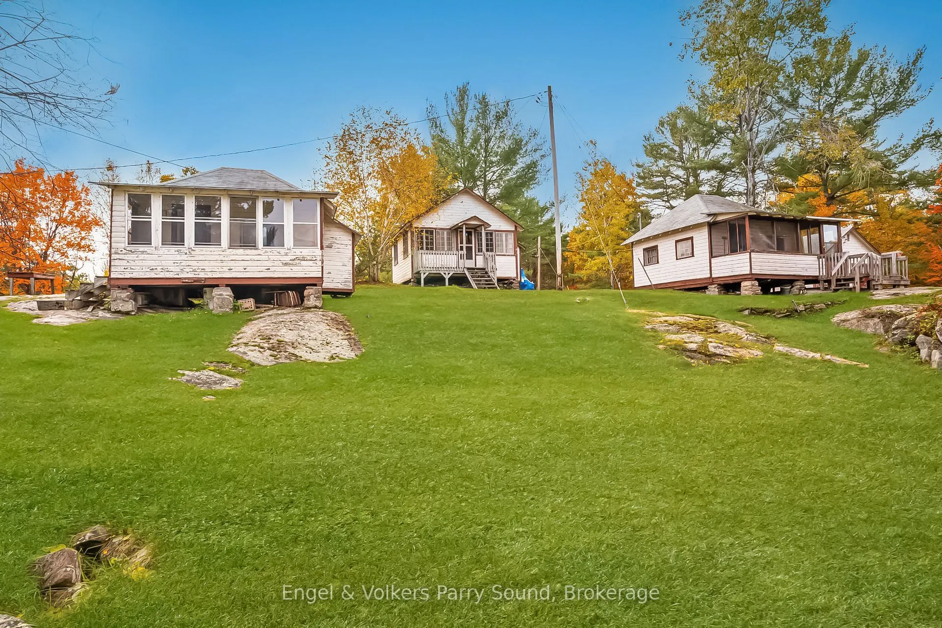 21 Naiscoot Lake Road