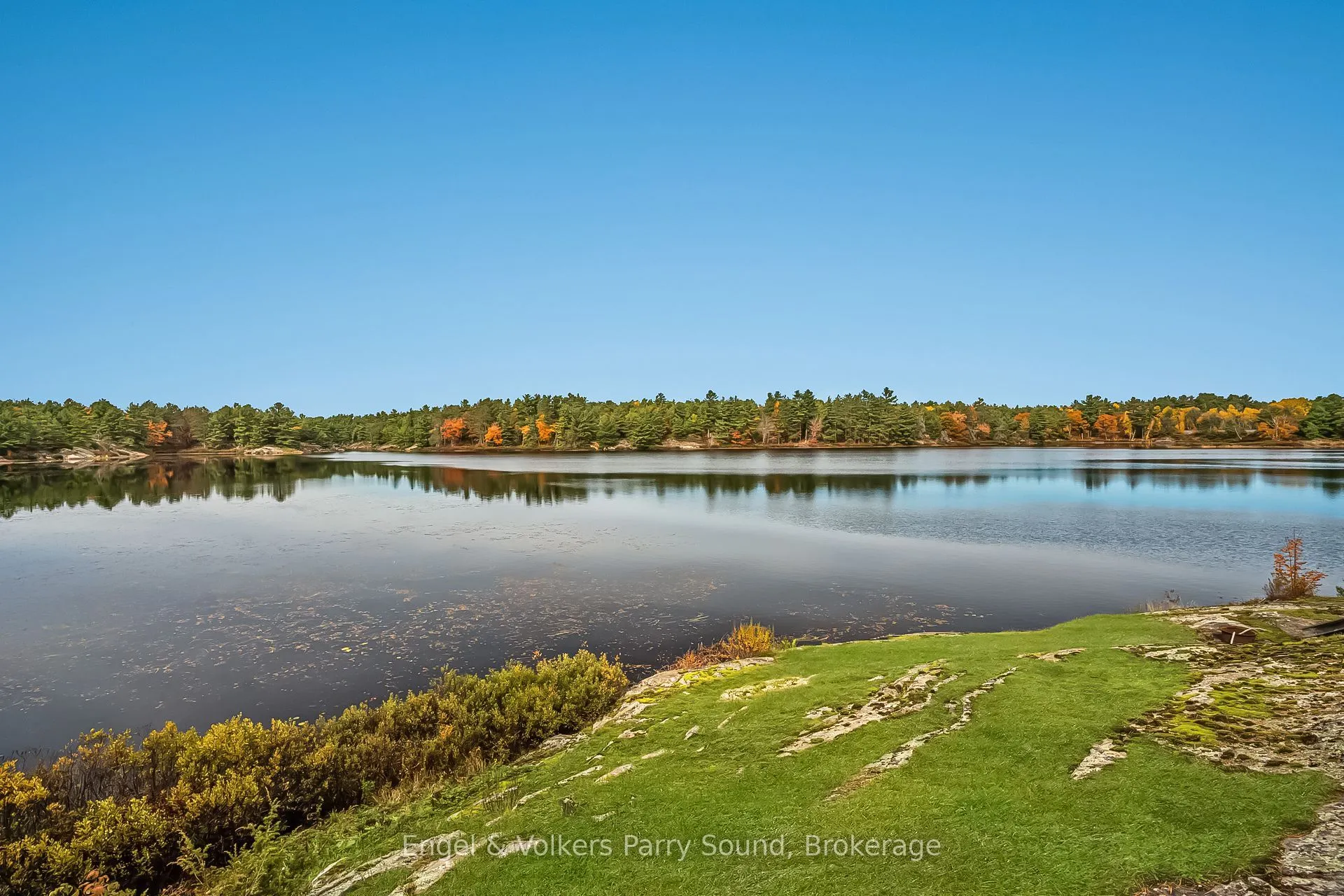 21 Naiscoot Lake Road