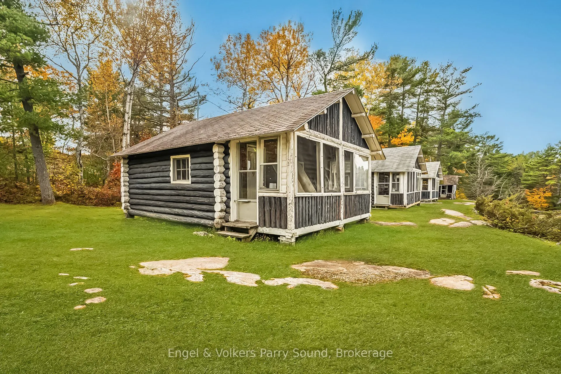 21 Naiscoot Lake Road