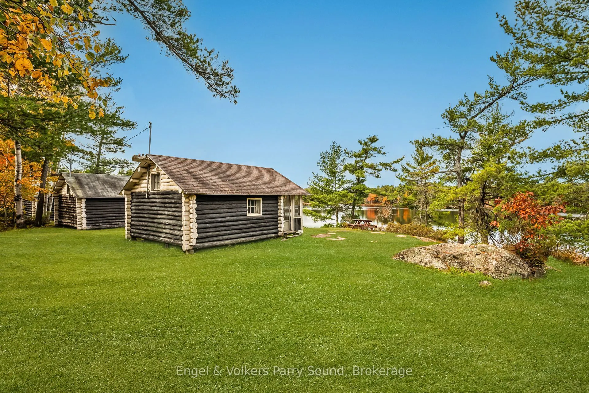 21 Naiscoot Lake Road