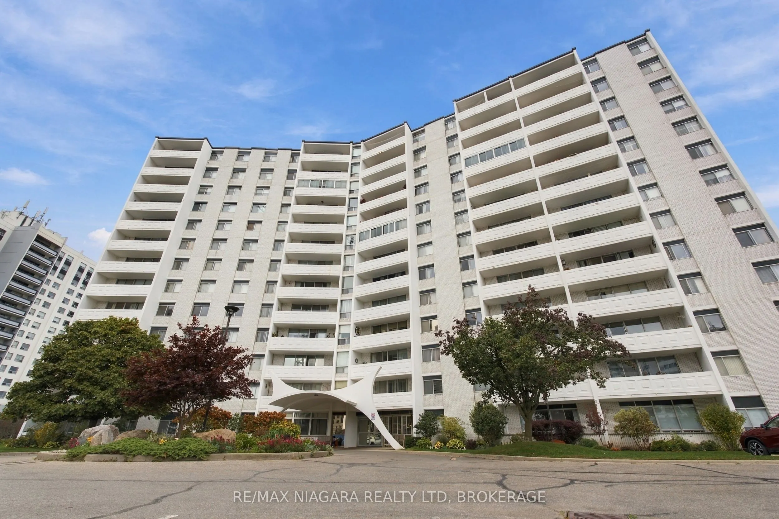 15 Towering Heights Boulevard #1204