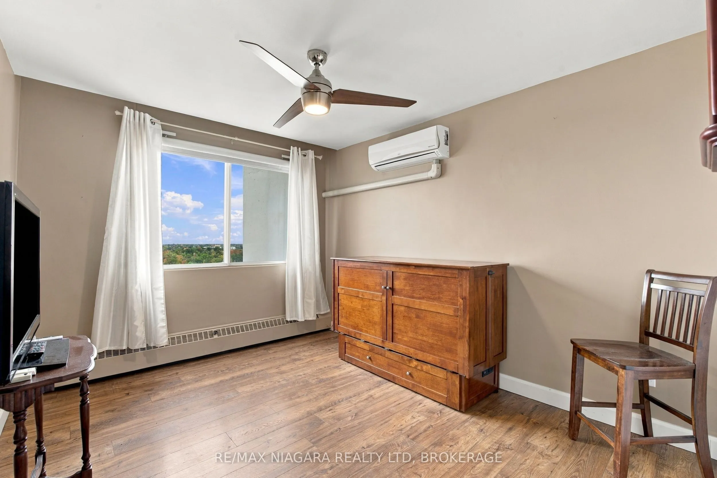15 Towering Heights Boulevard #1204