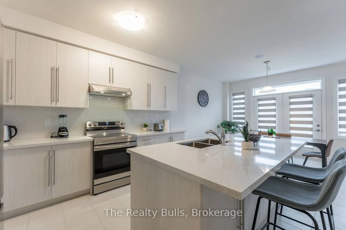 89 GLEDHILL Crescent