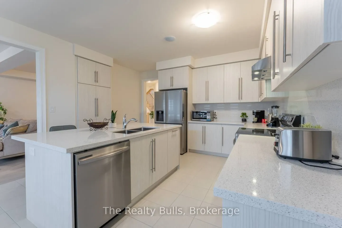 89 GLEDHILL Crescent