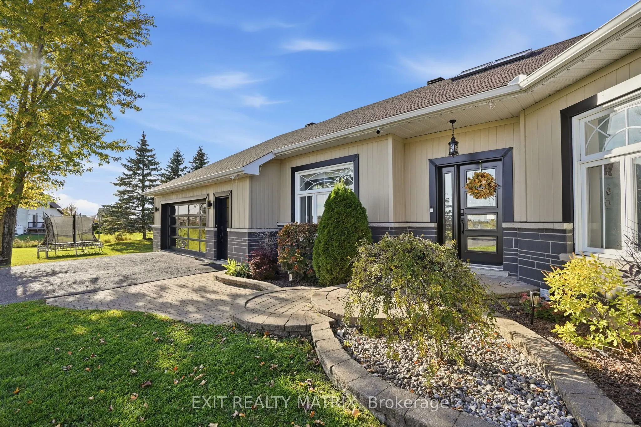 1375 Concession 1 Road