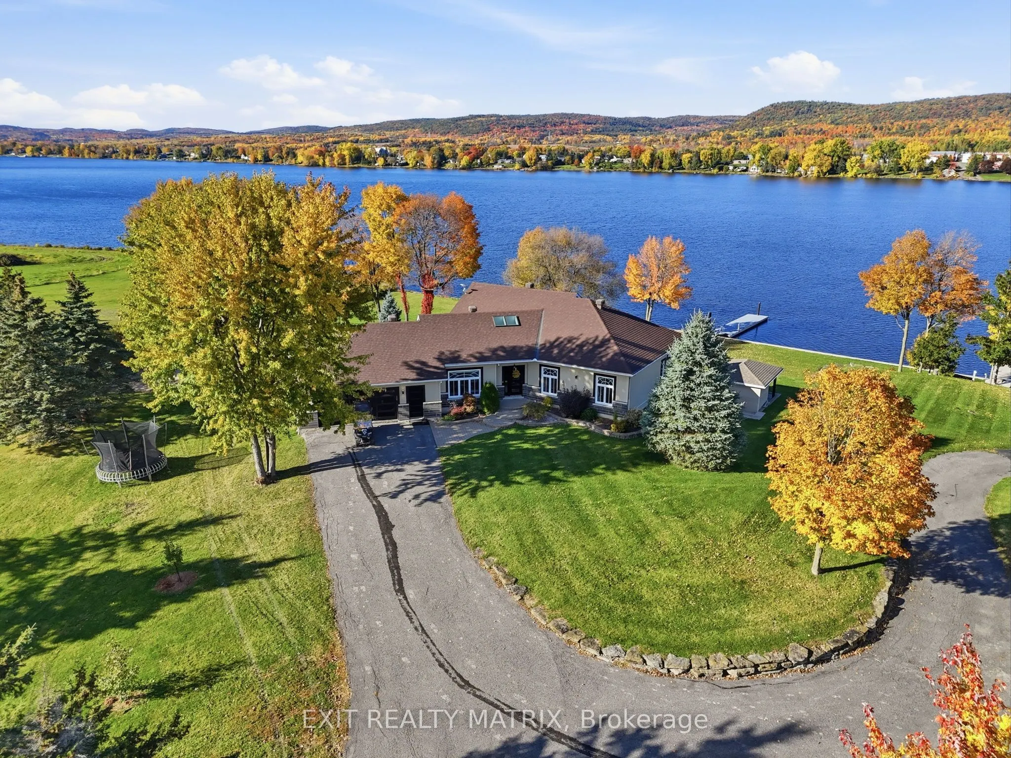 1375 Concession 1 Road
