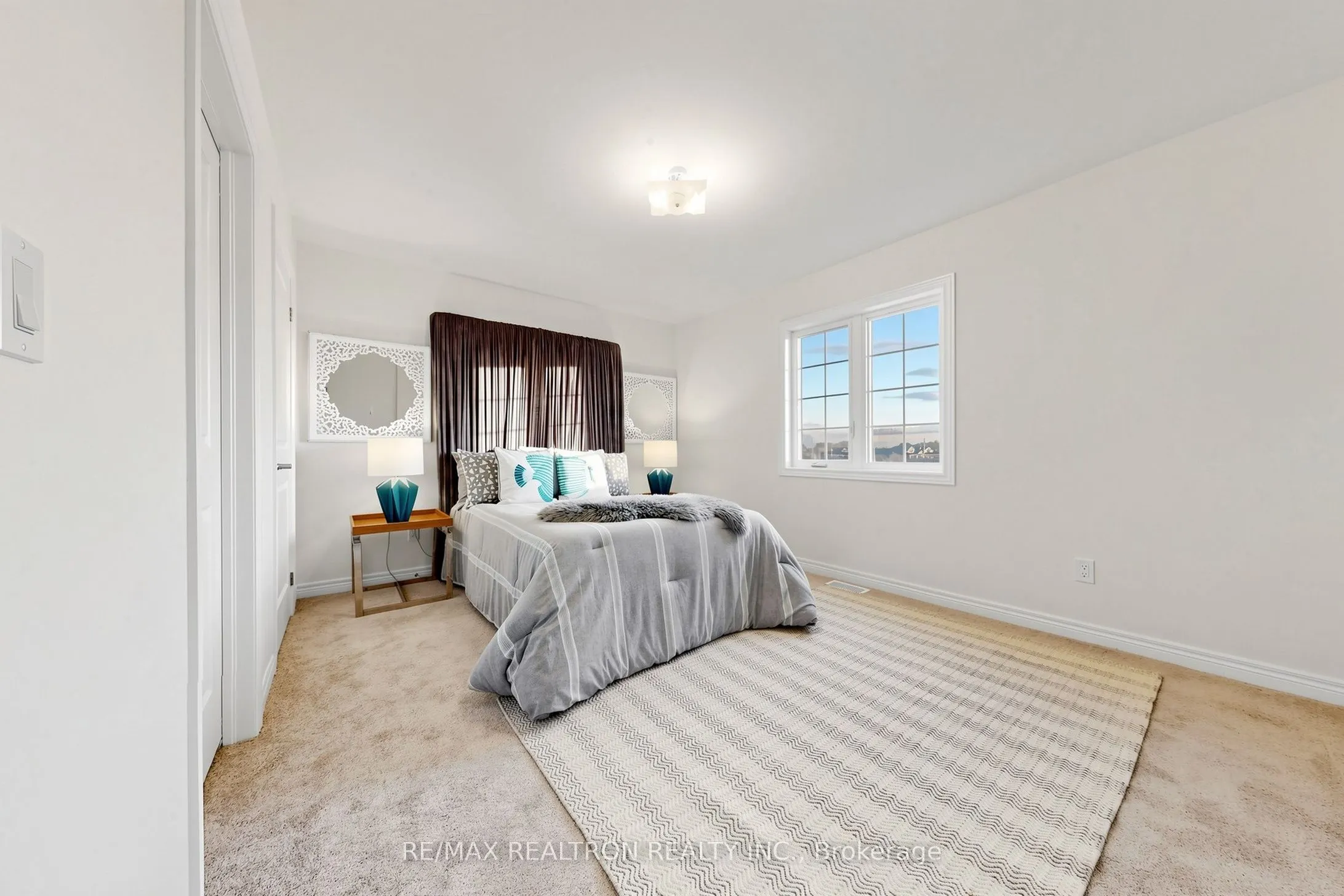10 Cassandra Avenue
