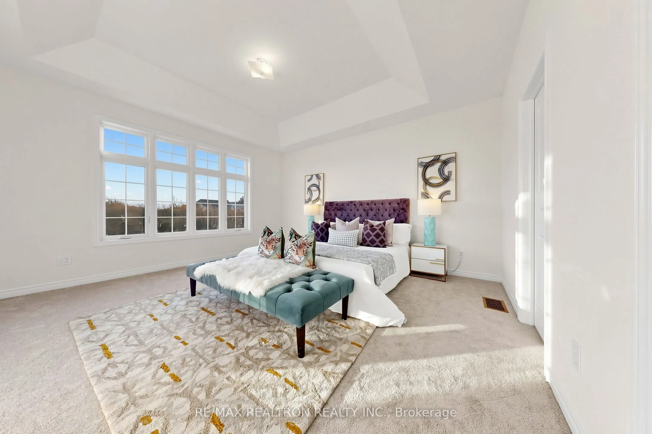 10 Cassandra Avenue