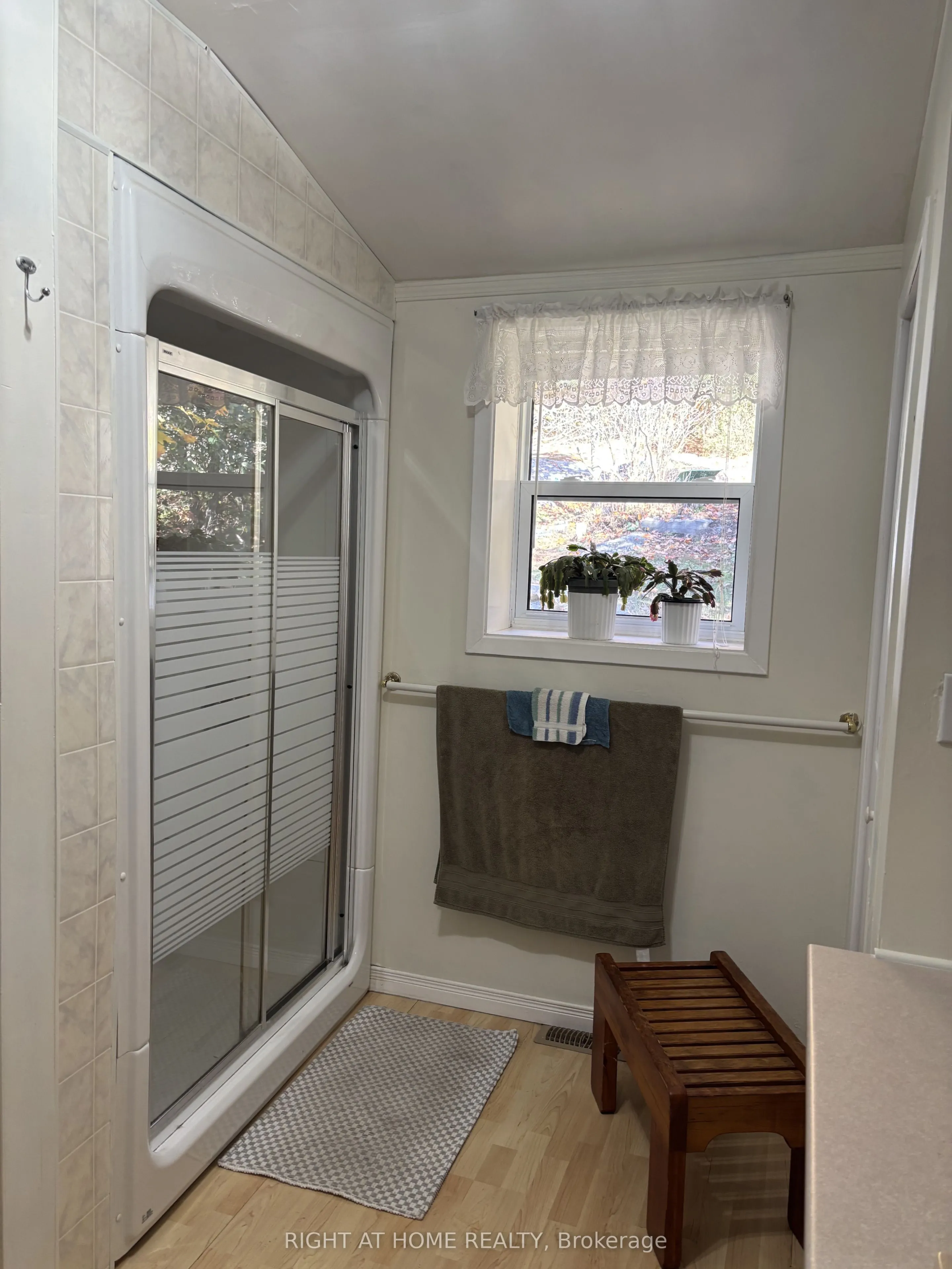 35 Cascade Street