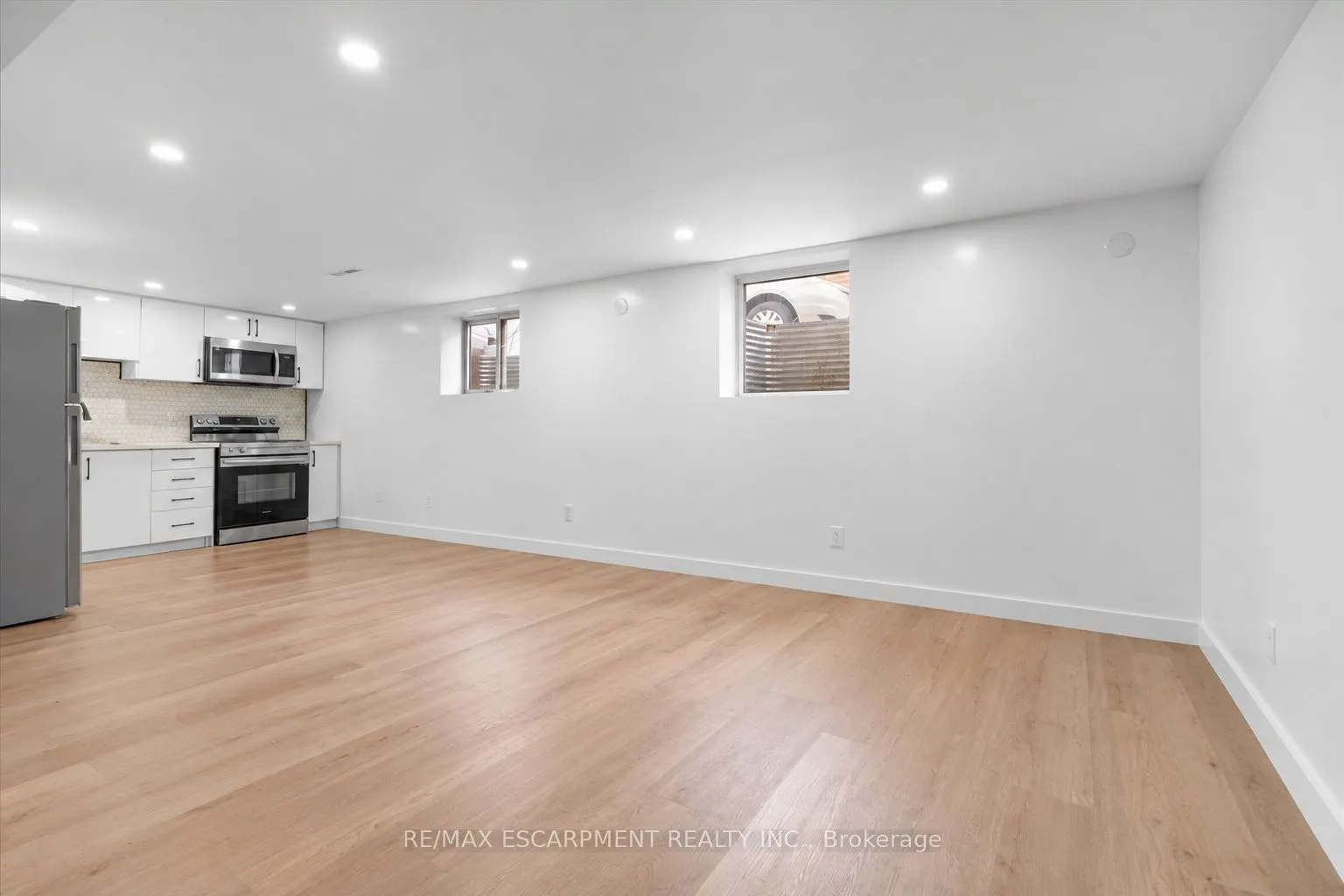 37 Lilacside Drive