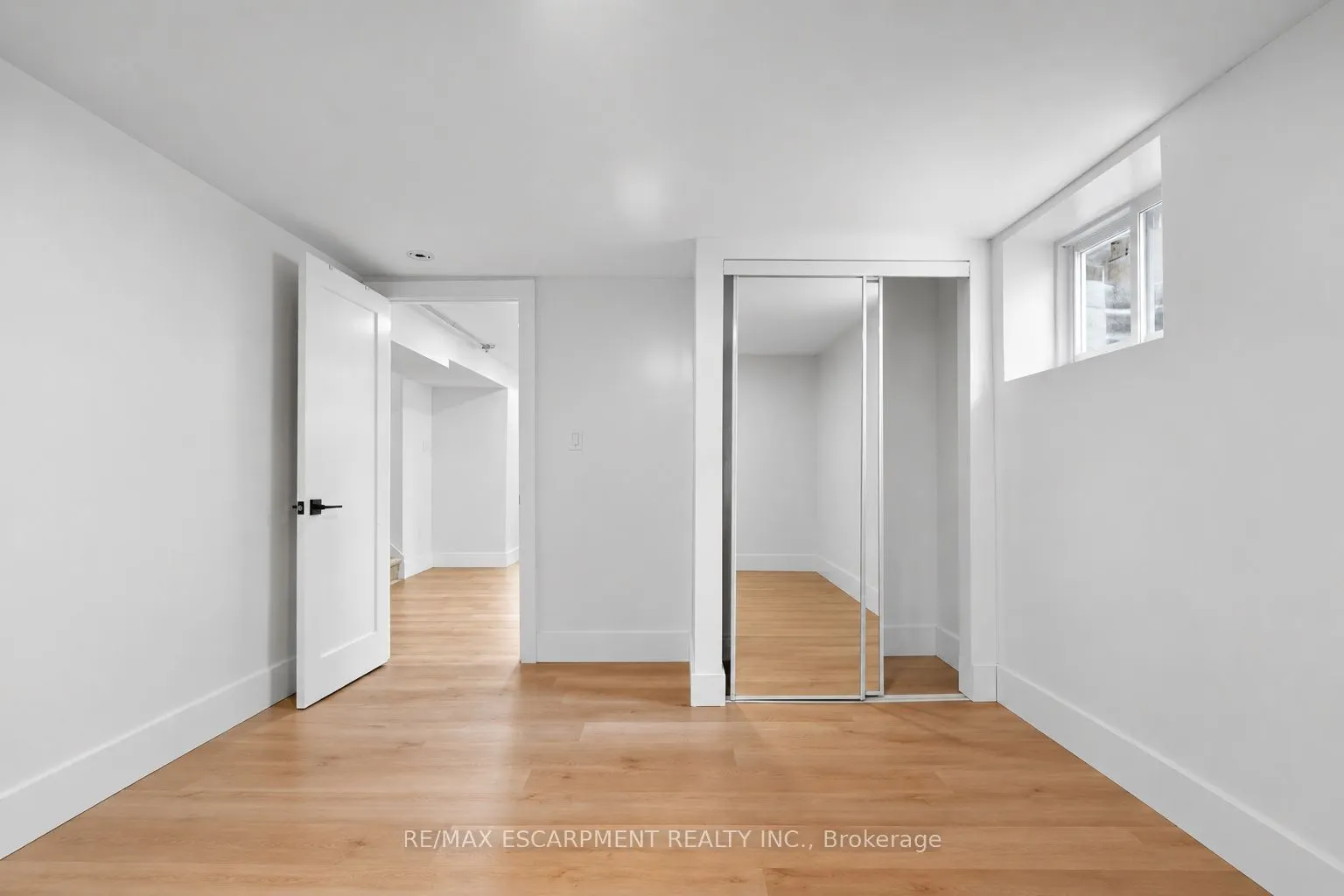 37 Lilacside Drive