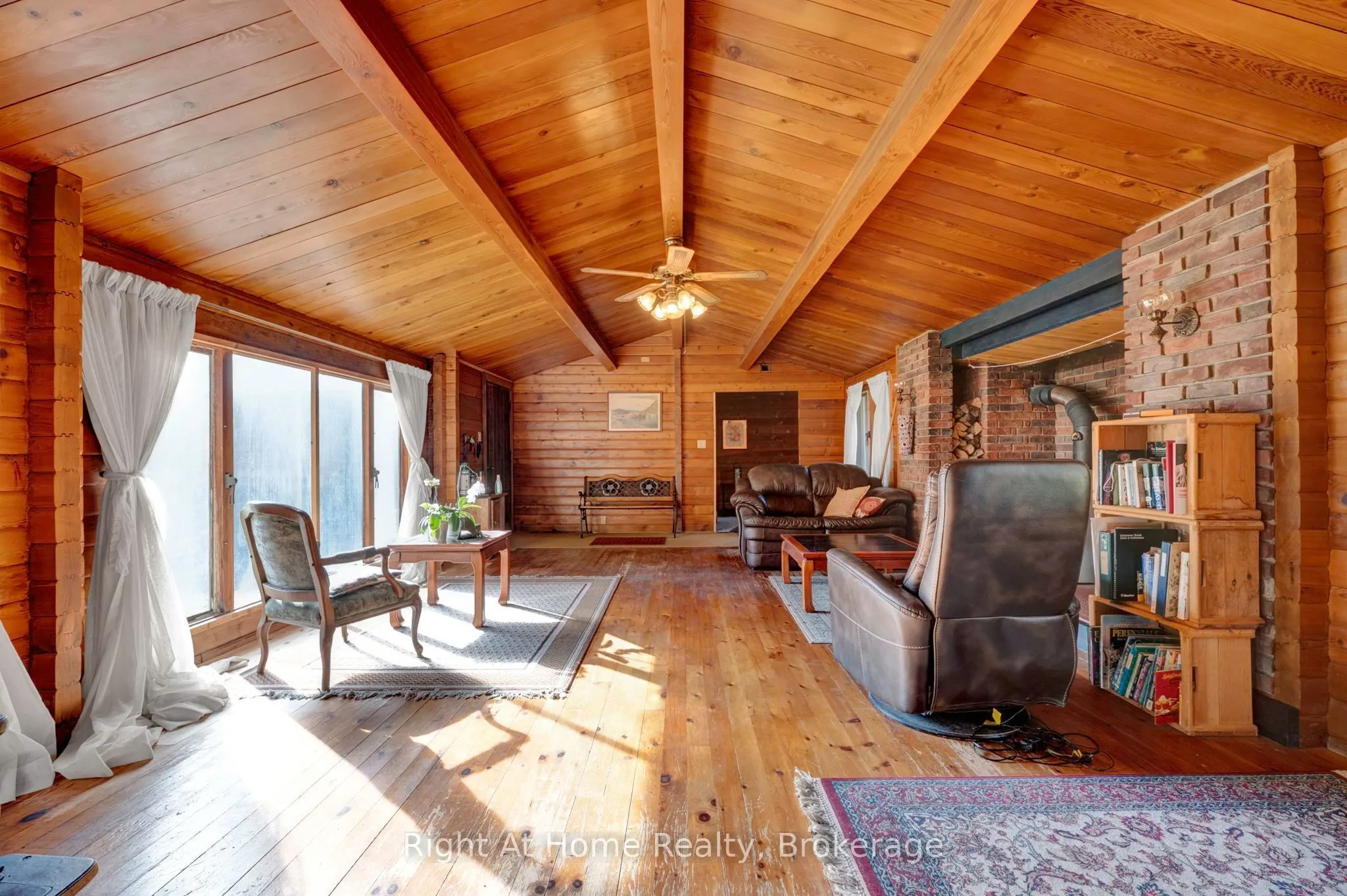 570 Meadowview Road