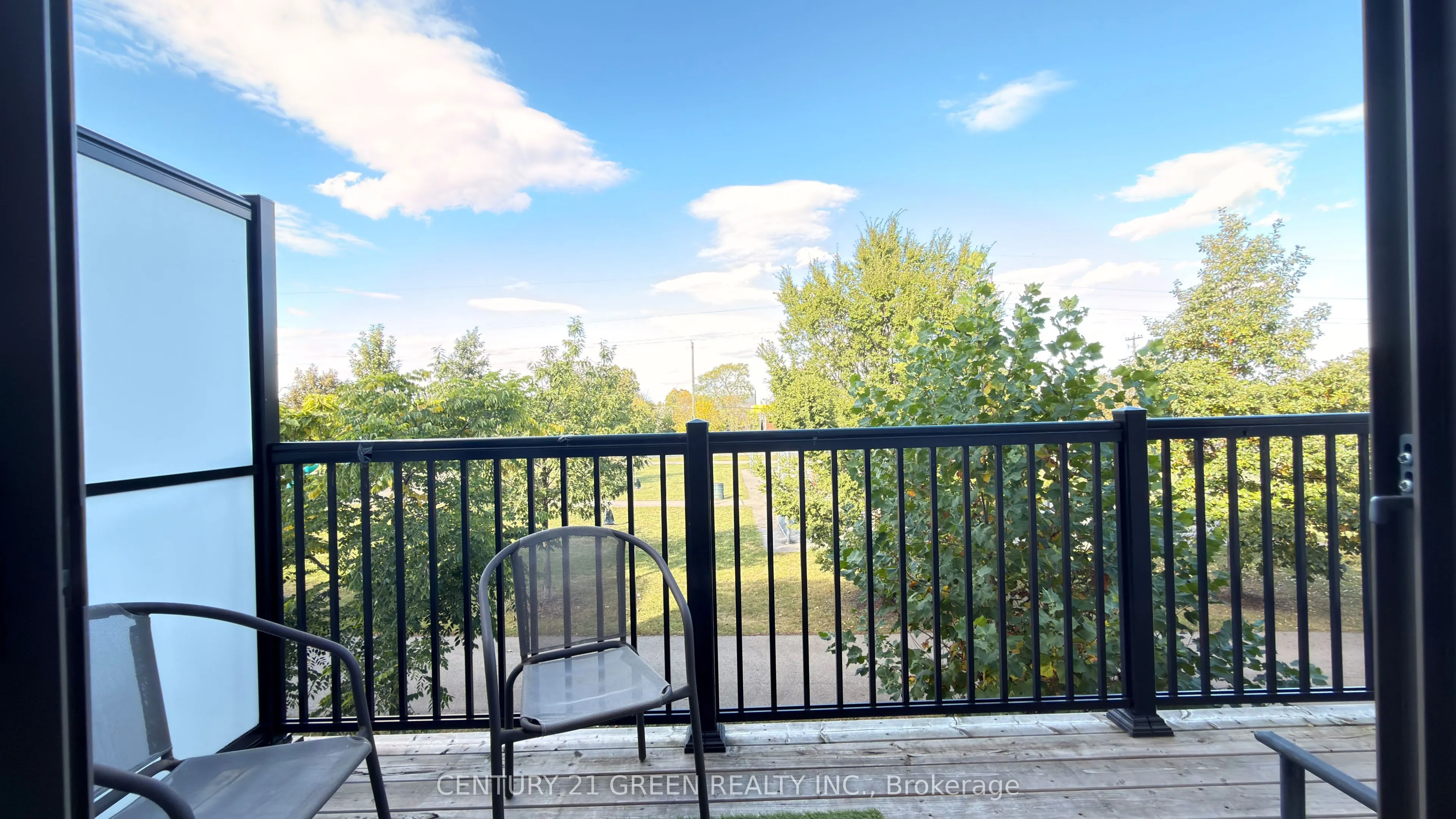575 Woodward Avenue #11