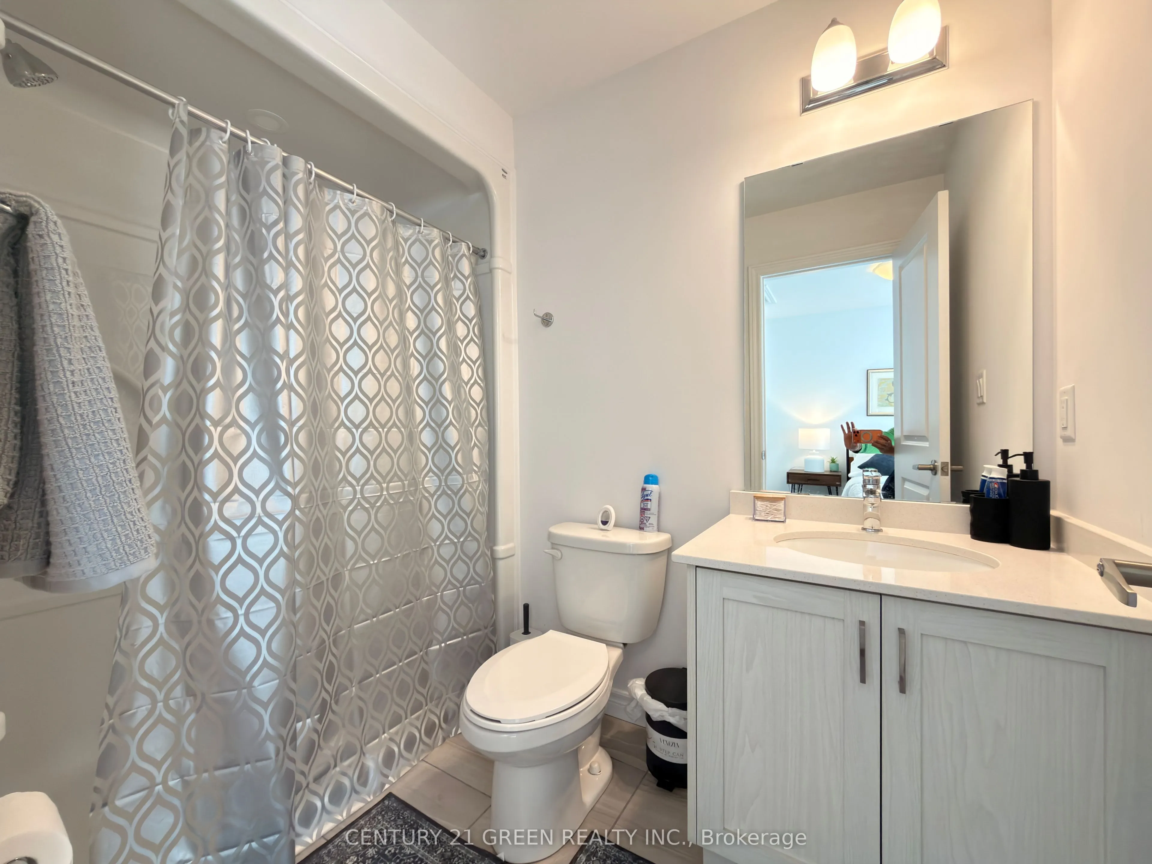 575 Woodward Avenue #11