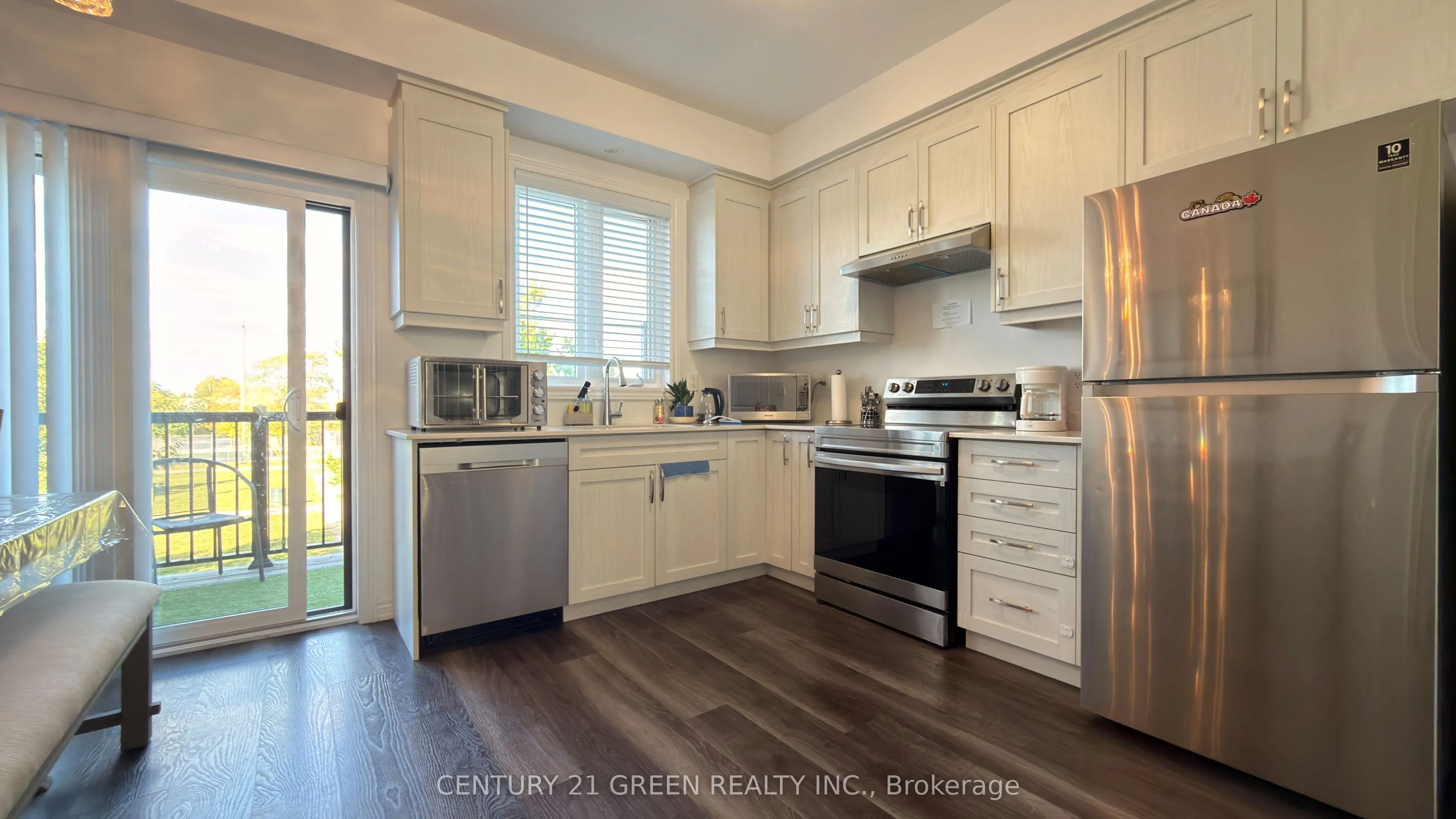 575 Woodward Avenue #11