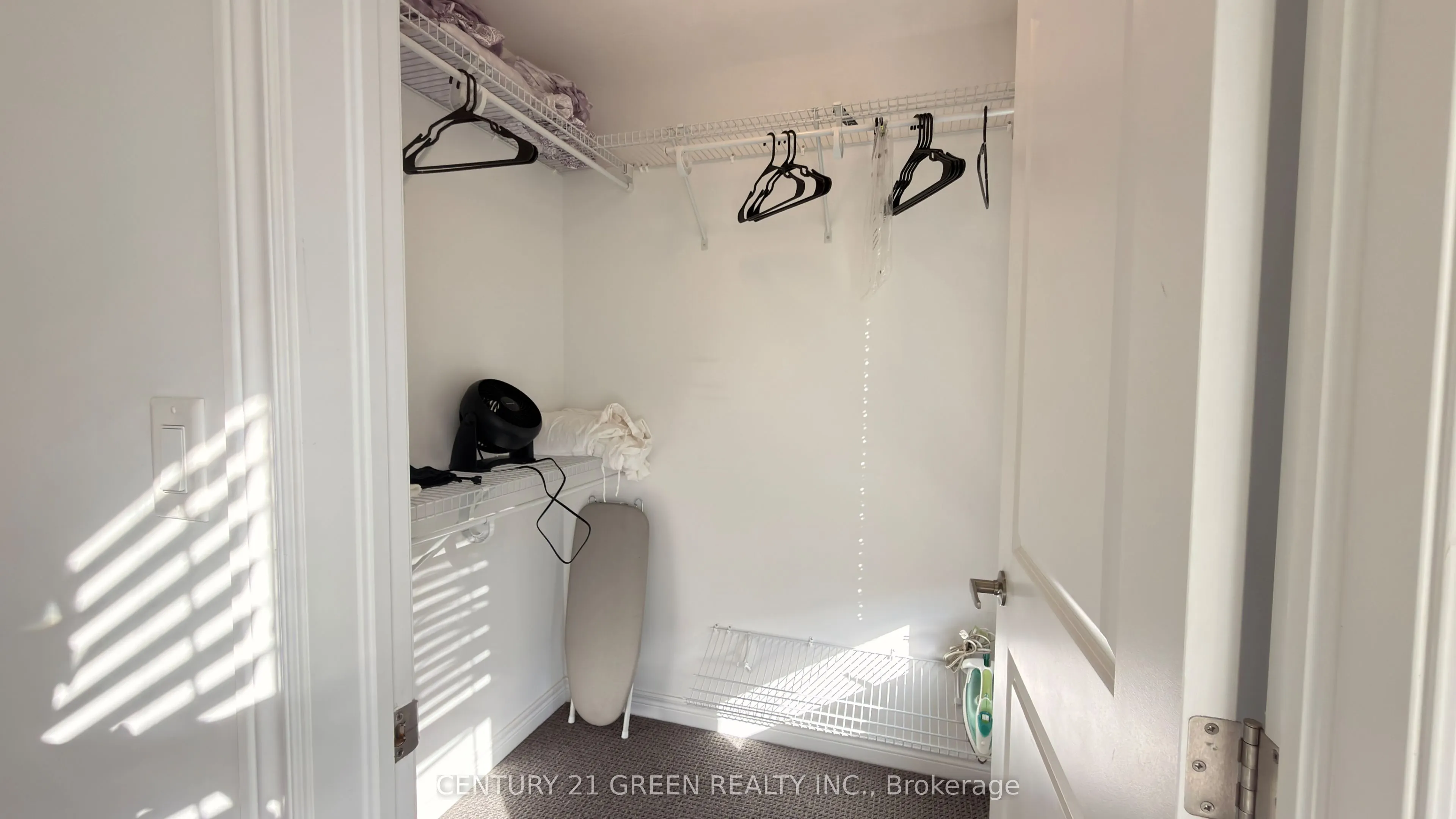 575 Woodward Avenue #11