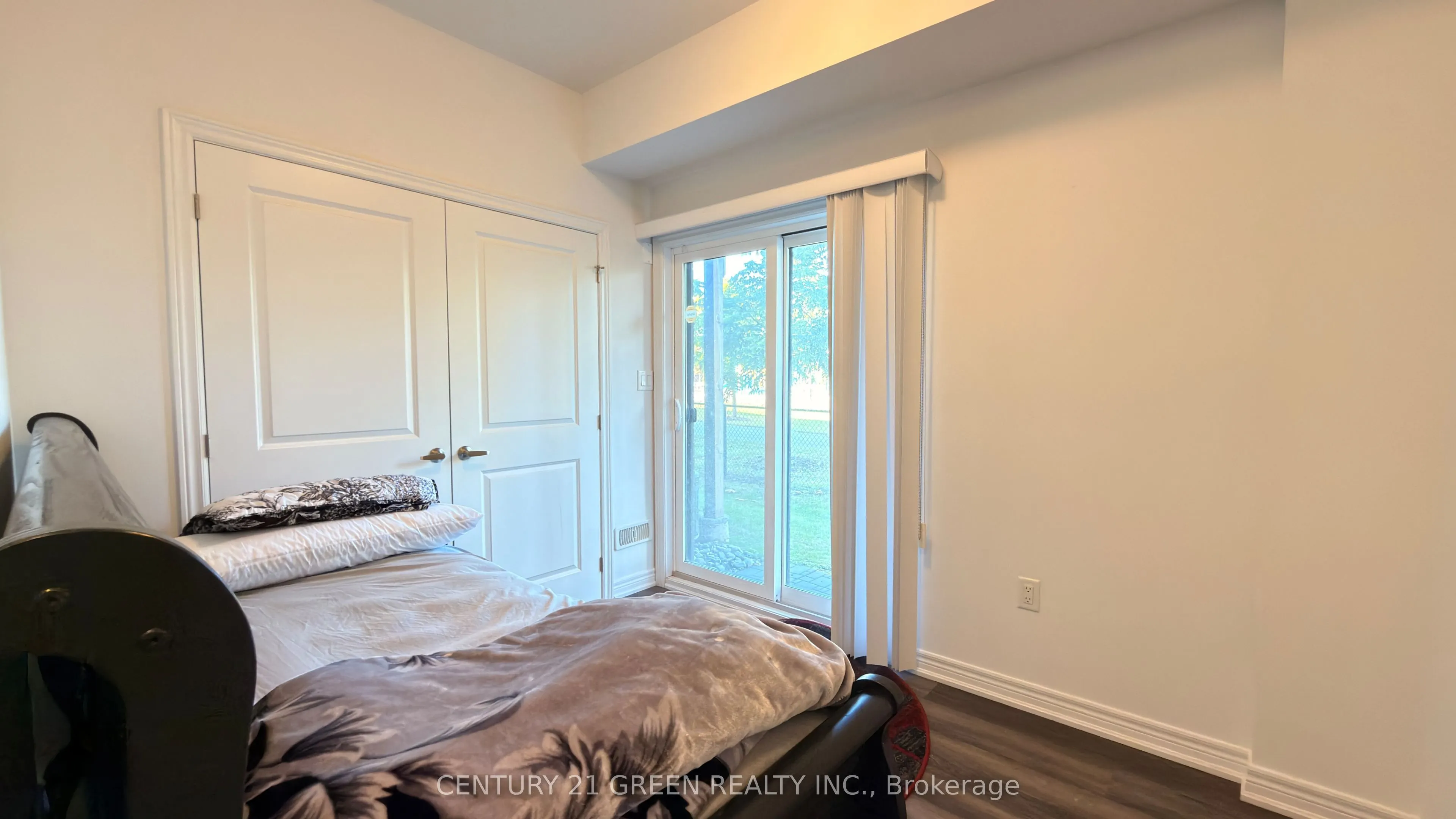 575 Woodward Avenue #11