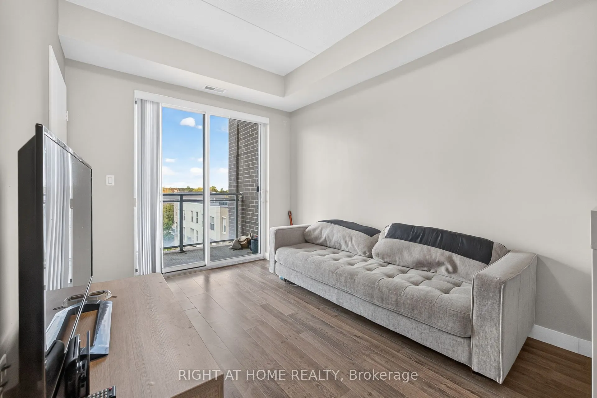 62 Balsam Street #B508
