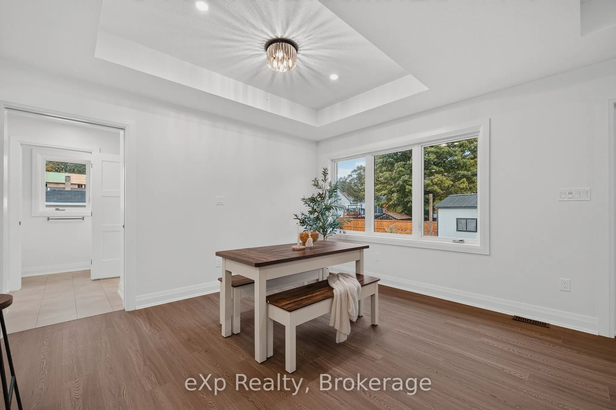 167 Margaret Street S