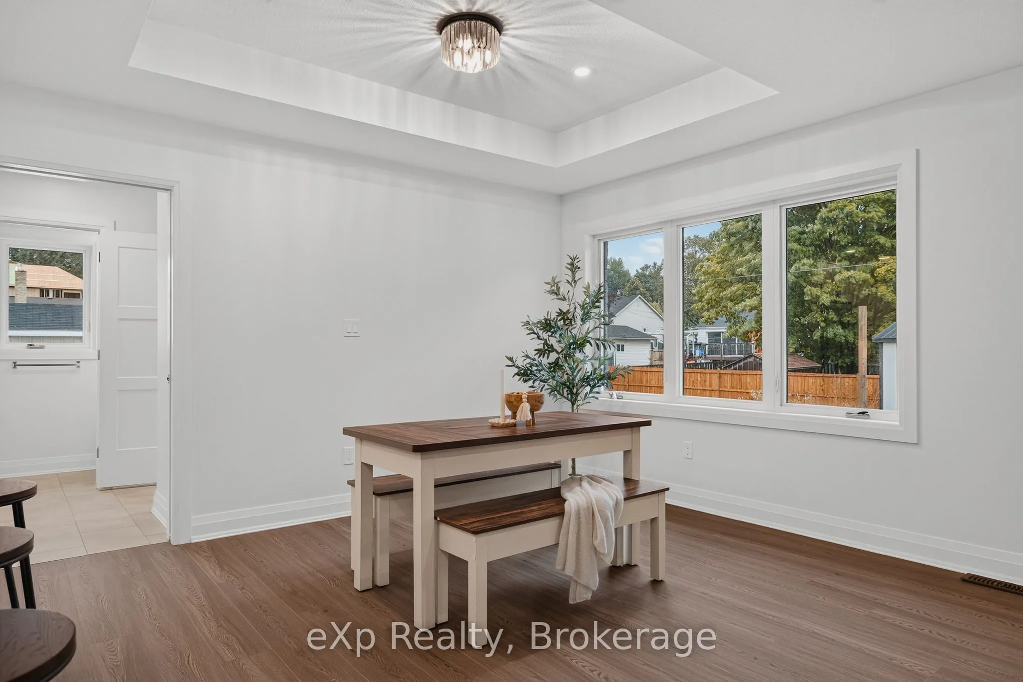 167 Margaret Street S
