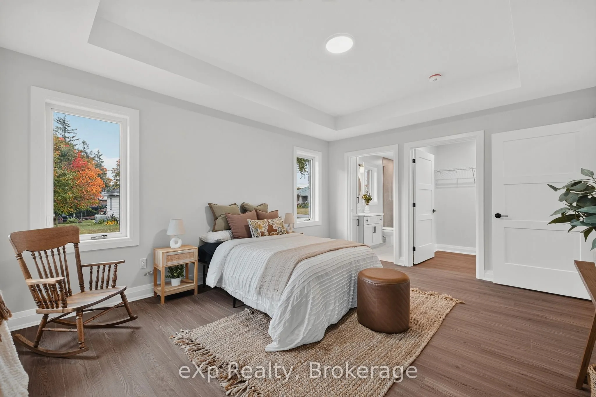 167 Margaret Street S