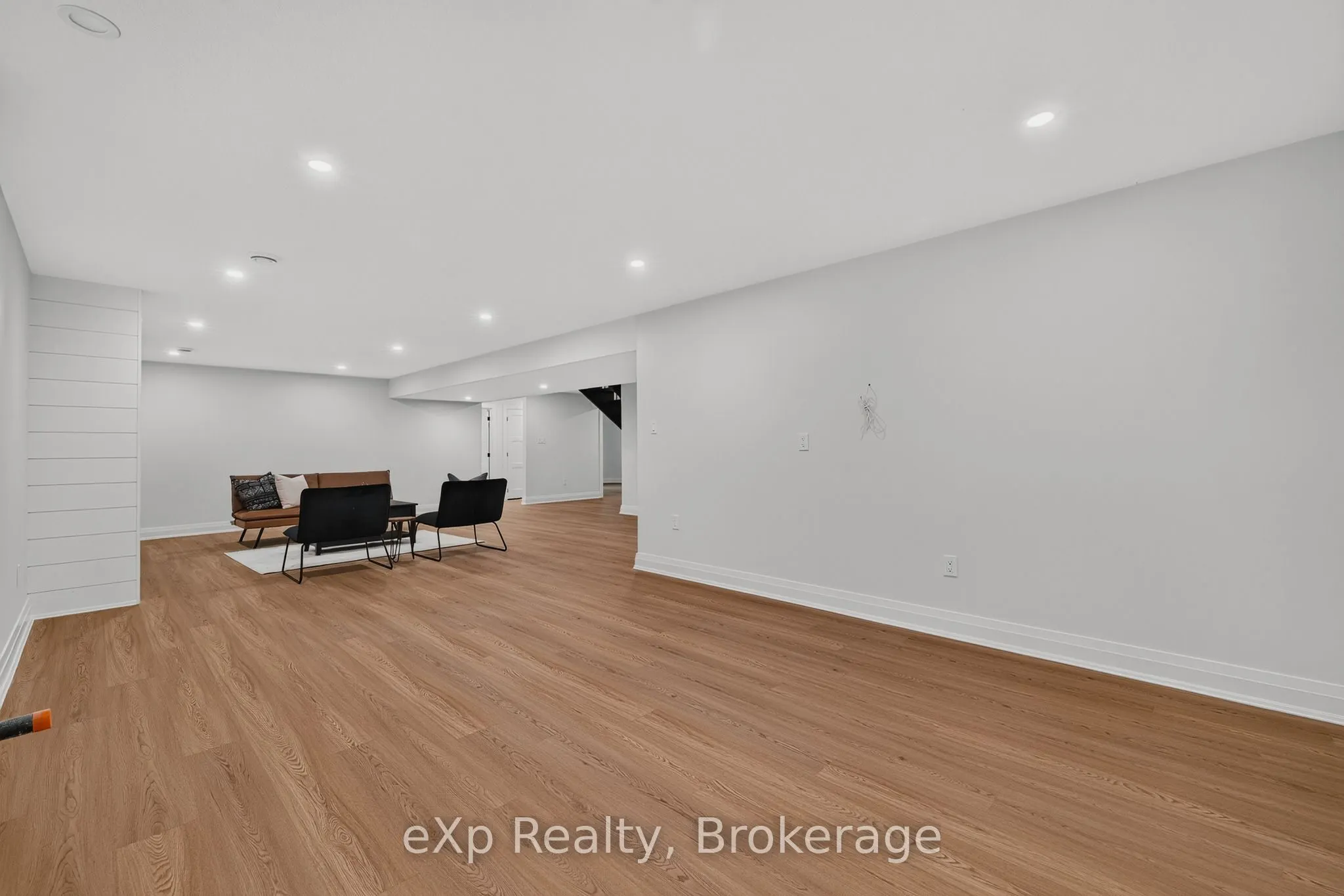 167 Margaret Street S
