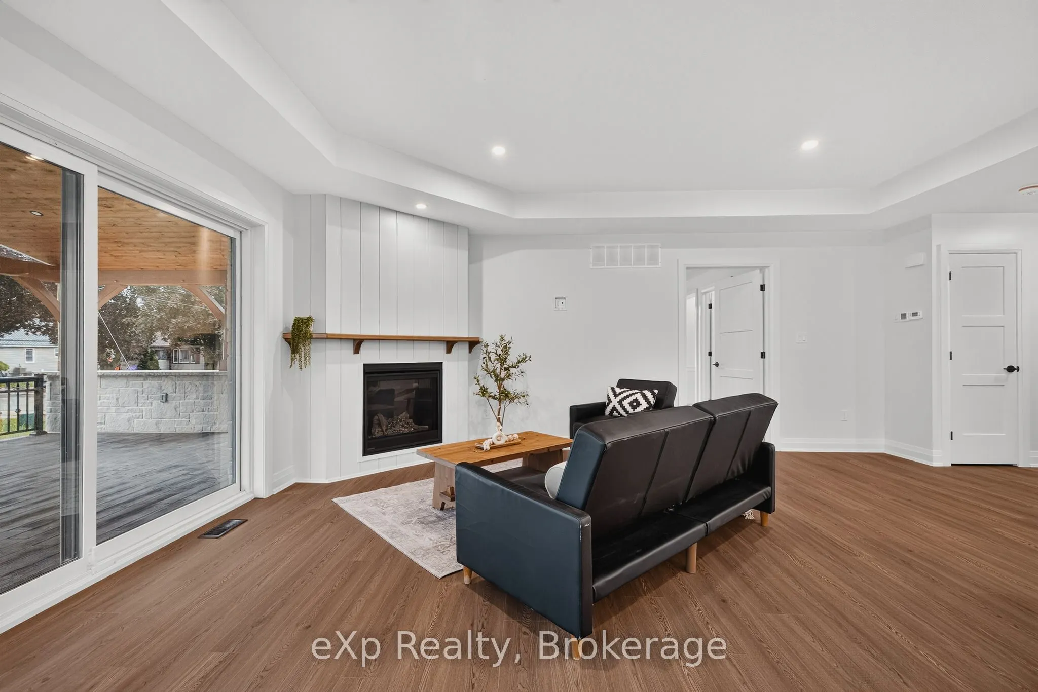 167 Margaret Street S