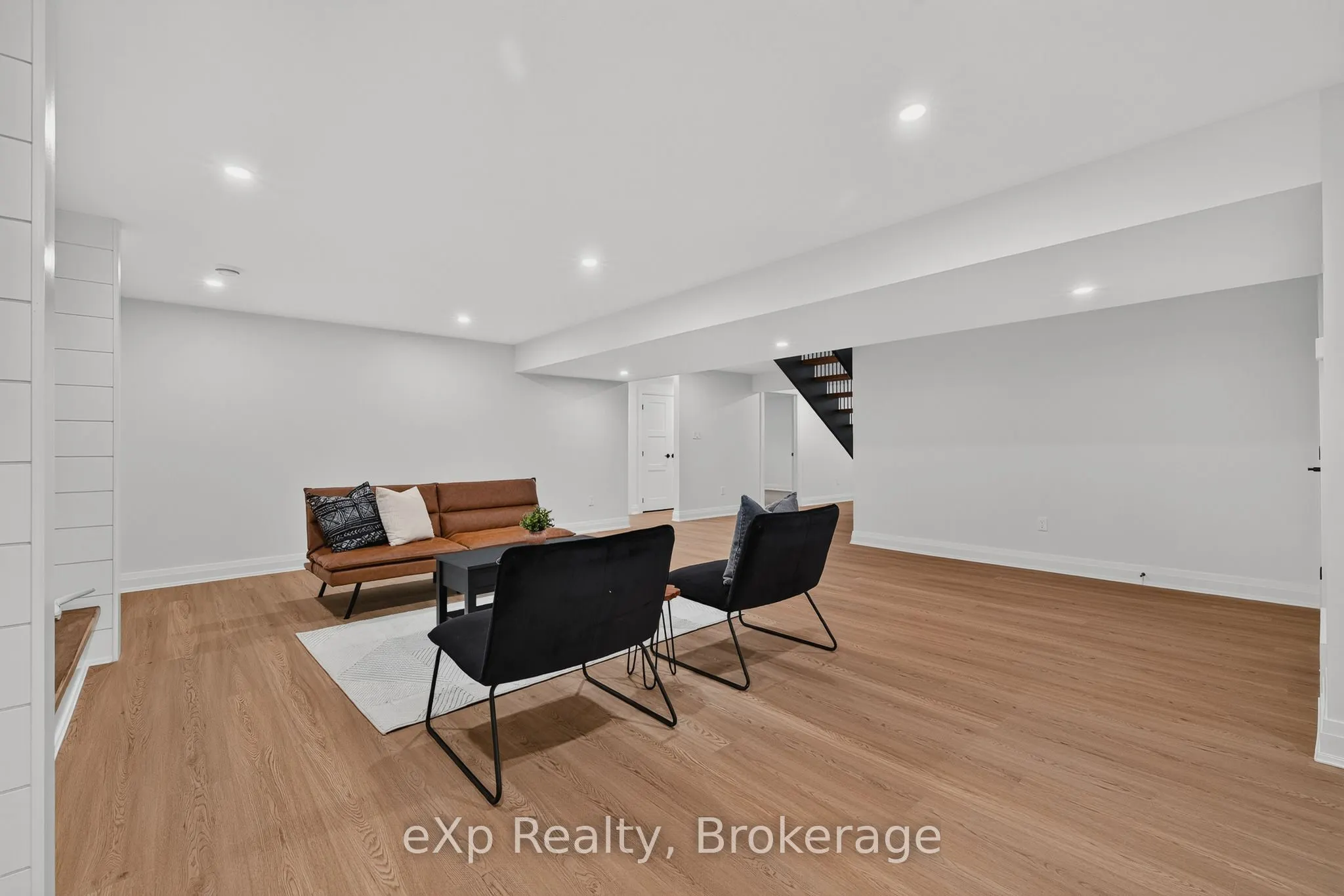 167 Margaret Street S