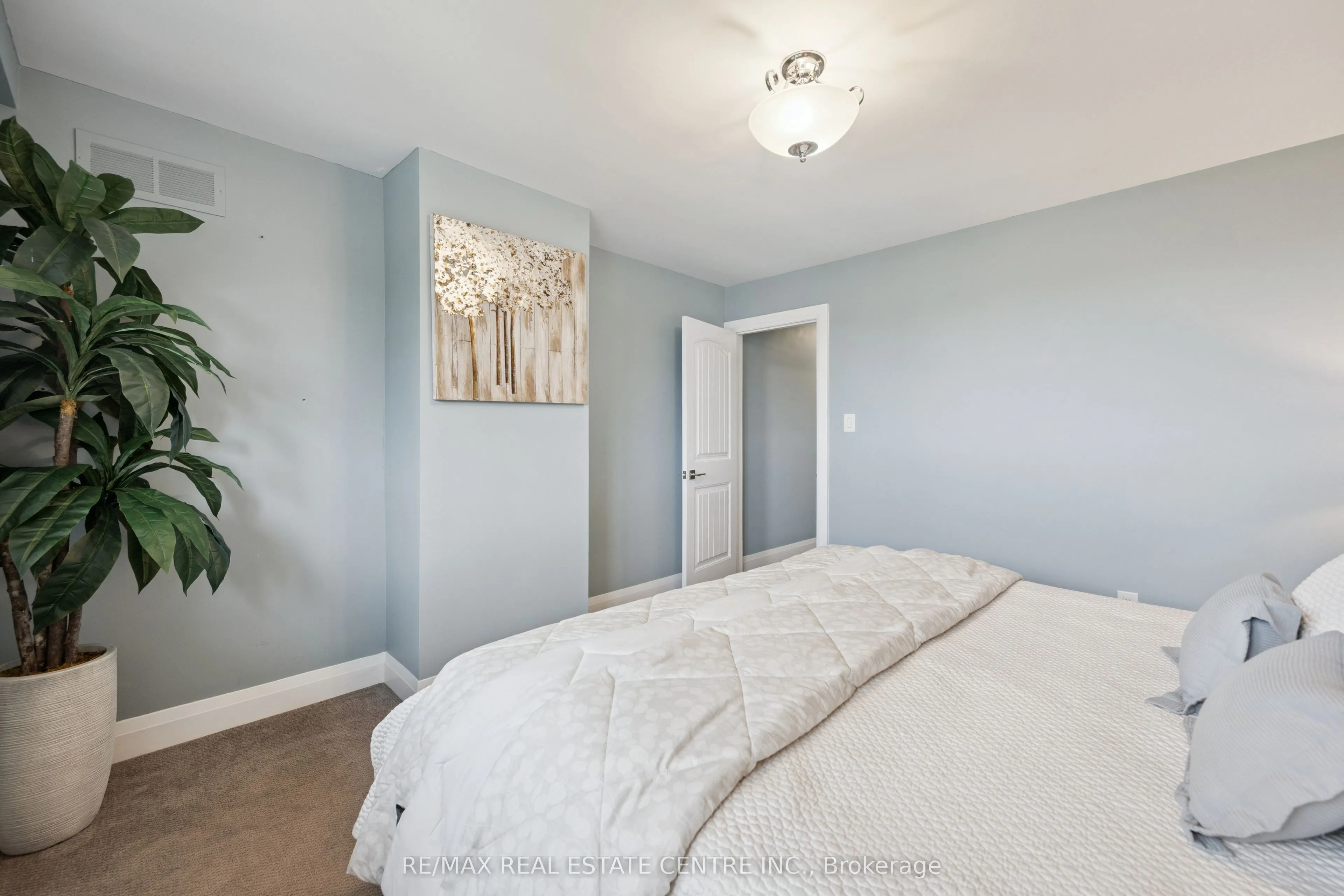 1216 Sheffield Road