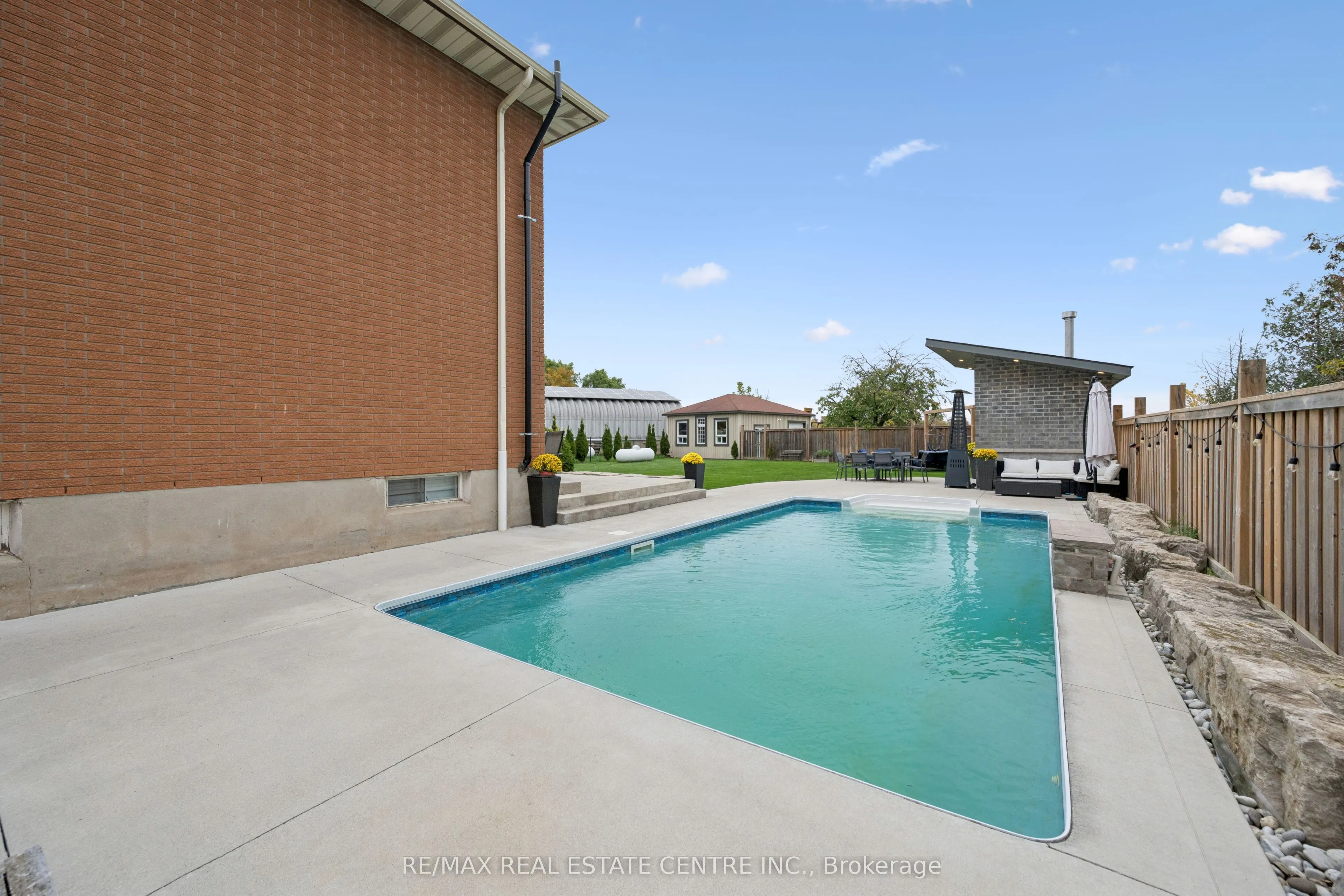 1216 Sheffield Road