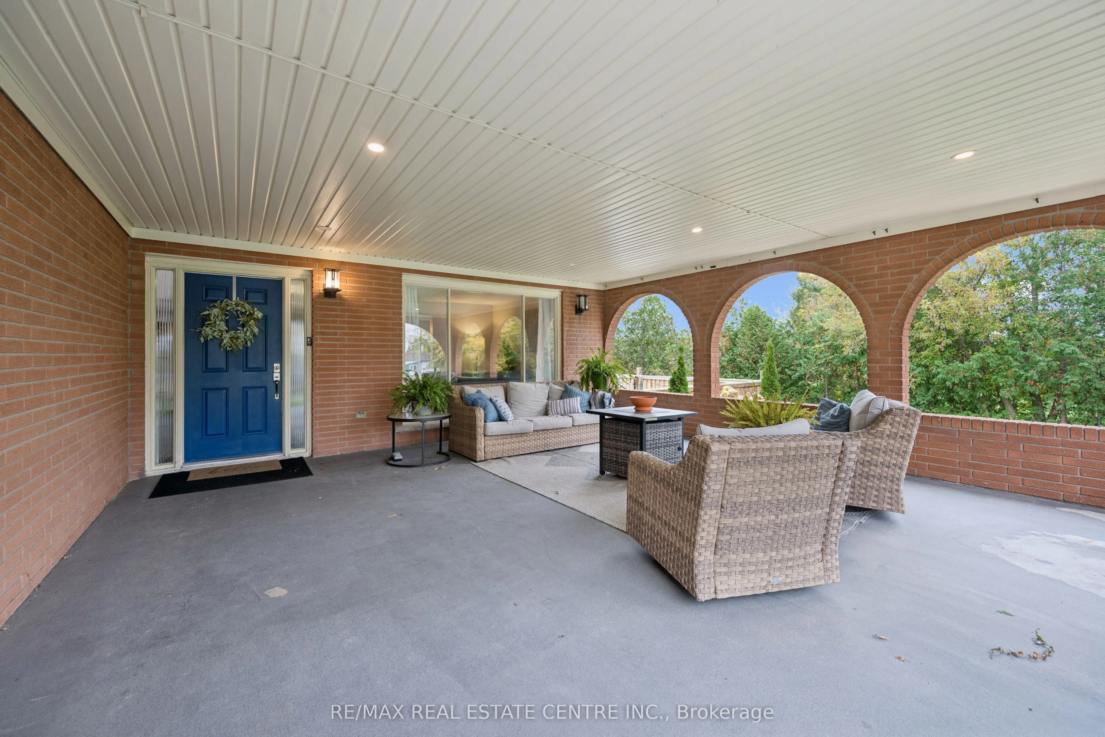 1216 Sheffield Road