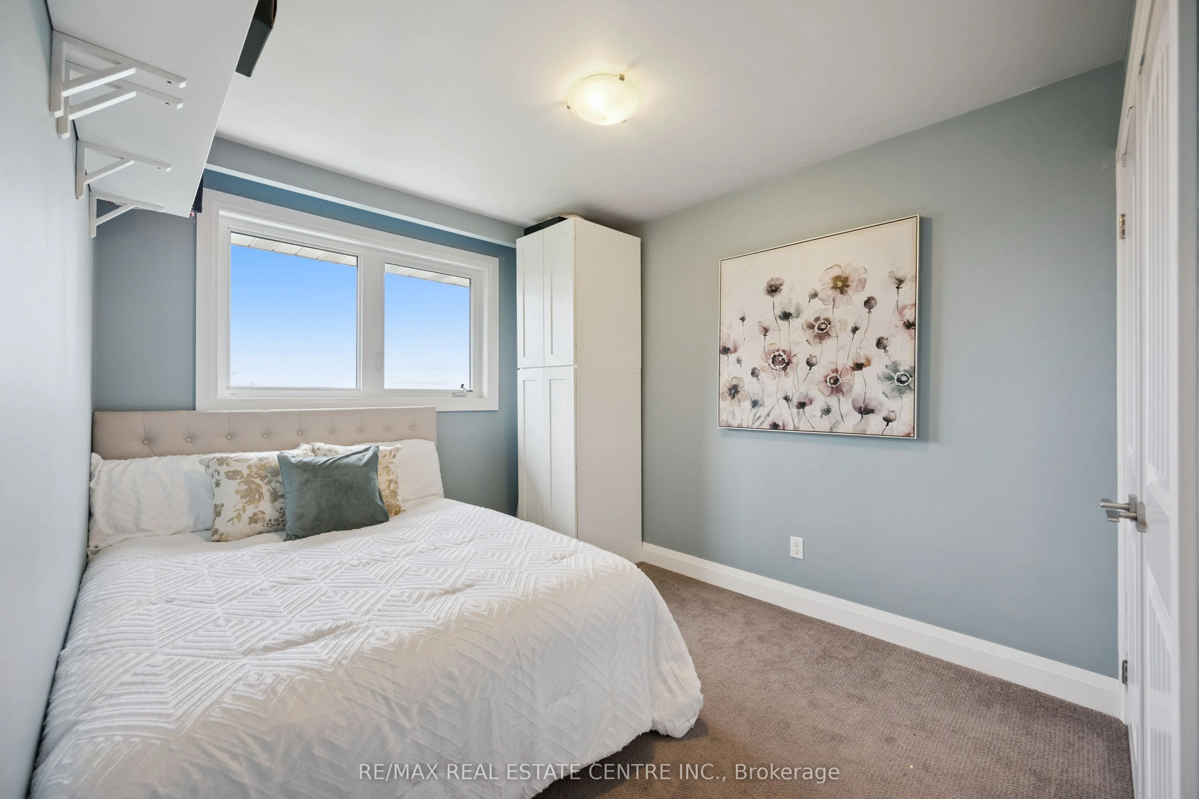1216 Sheffield Road
