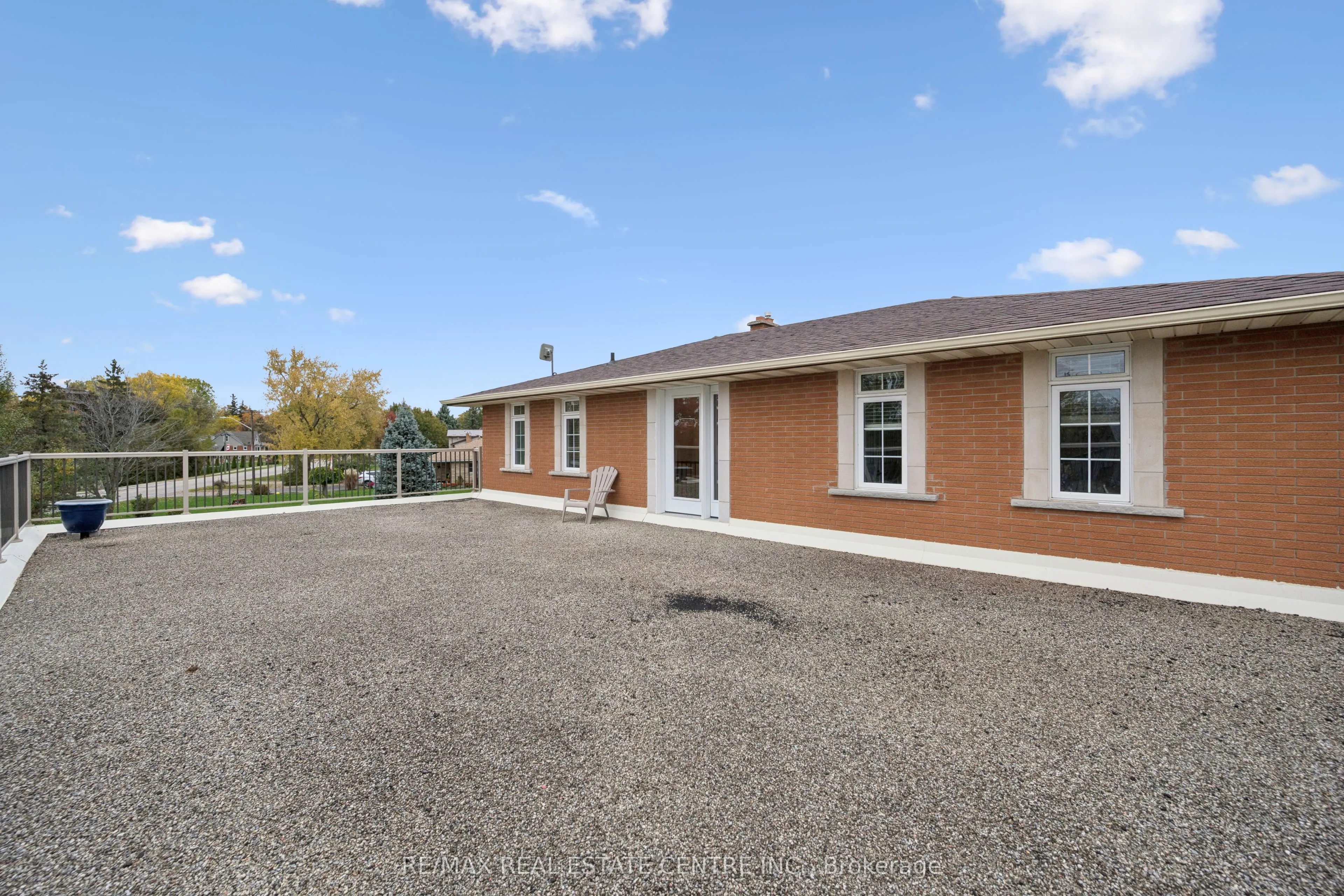 1216 Sheffield Road