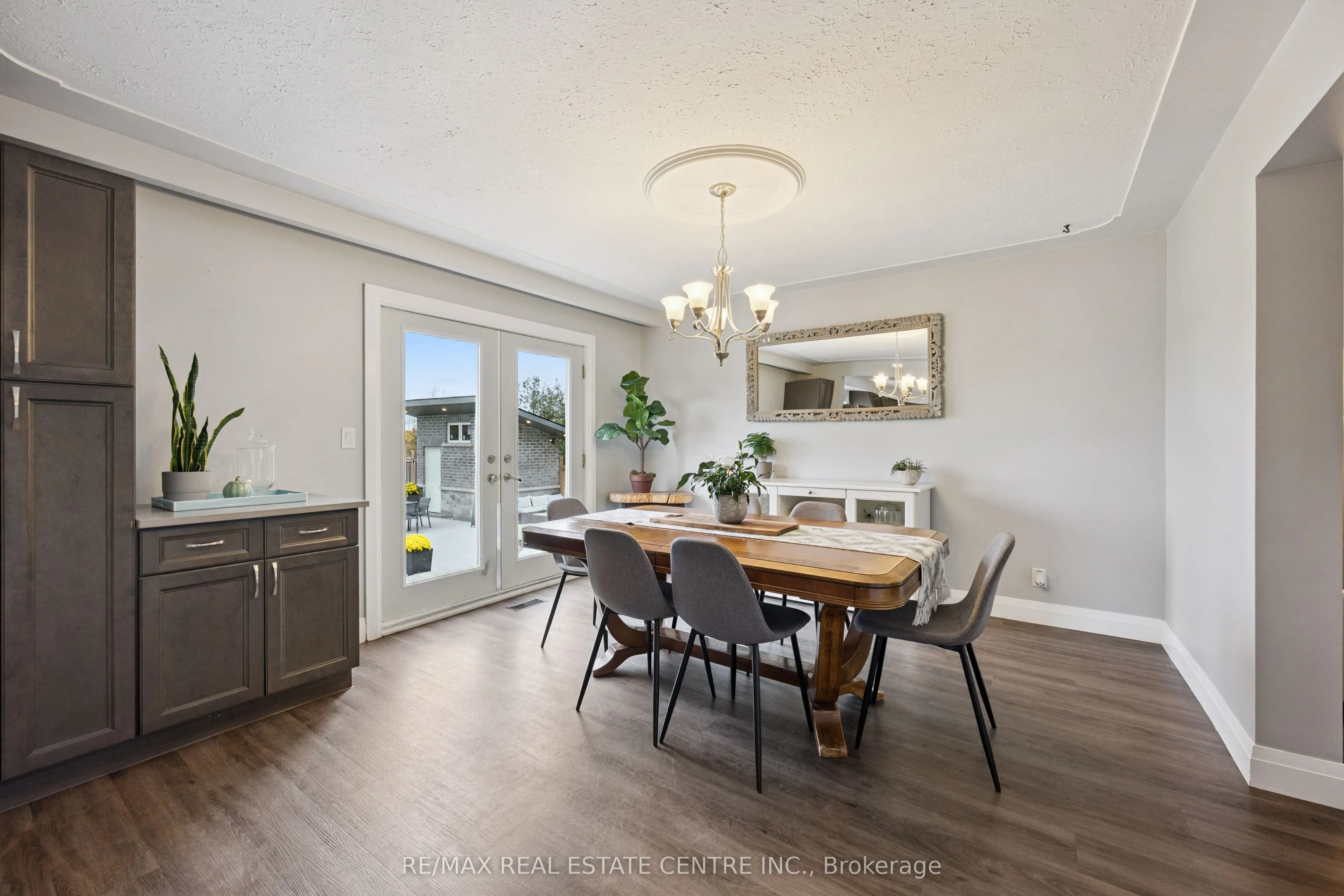 1216 Sheffield Road