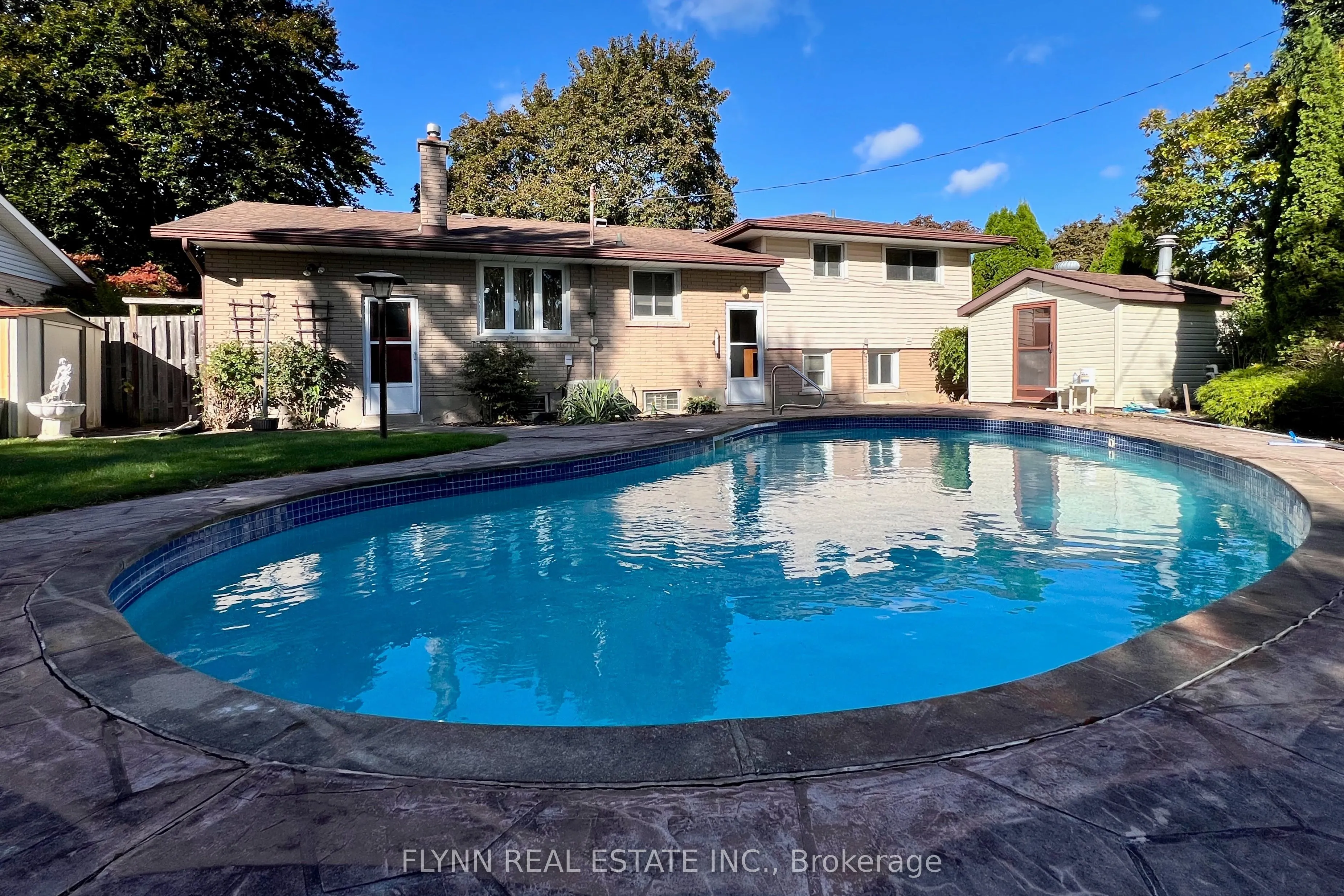 70 Richelieu Drive