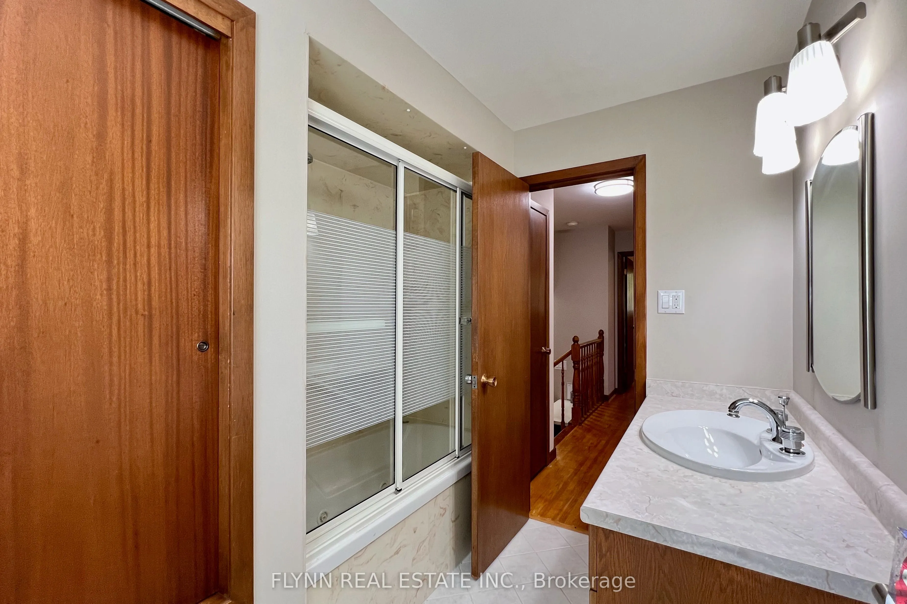 70 Richelieu Drive