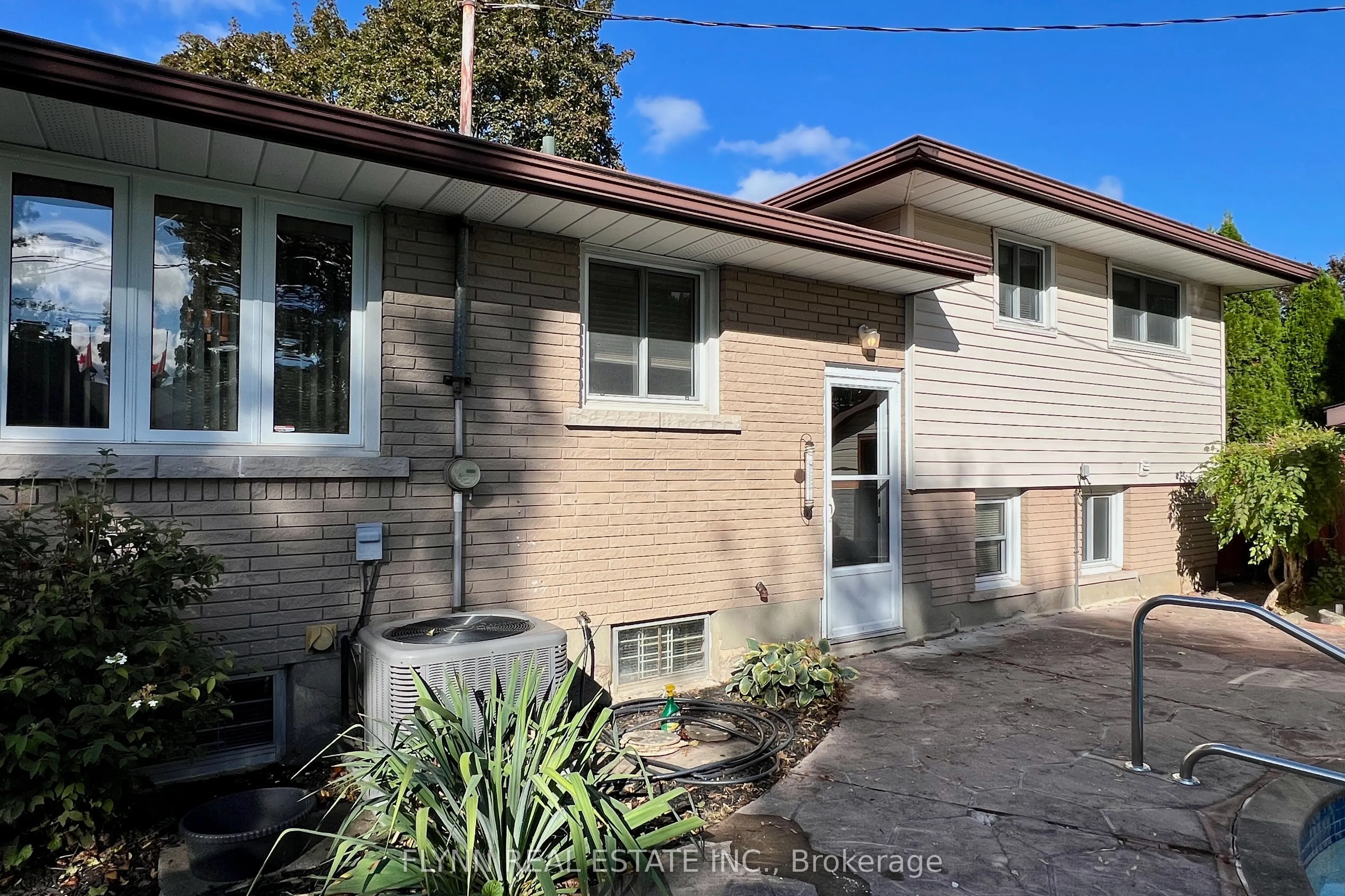 70 Richelieu Drive