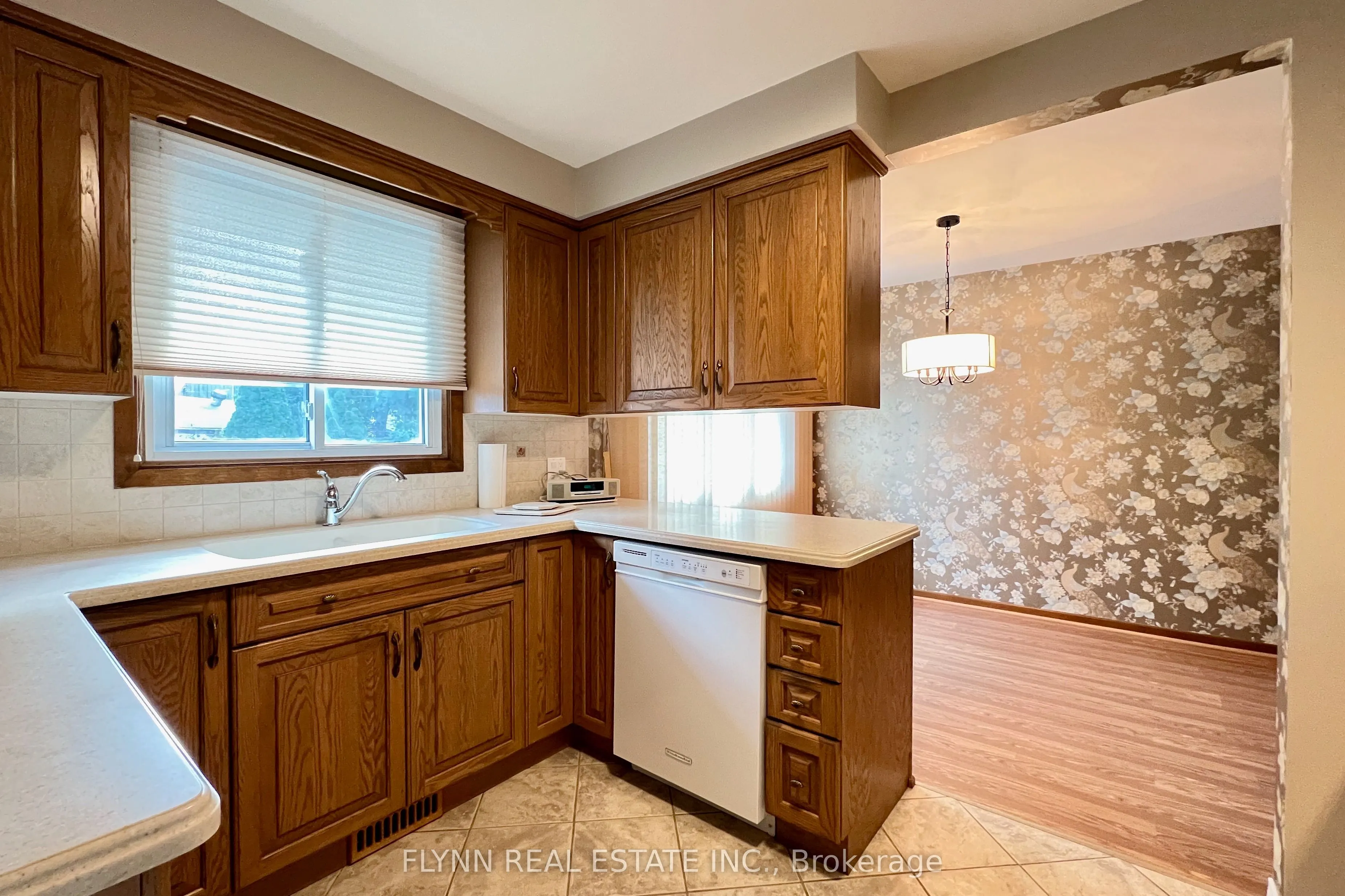 70 Richelieu Drive