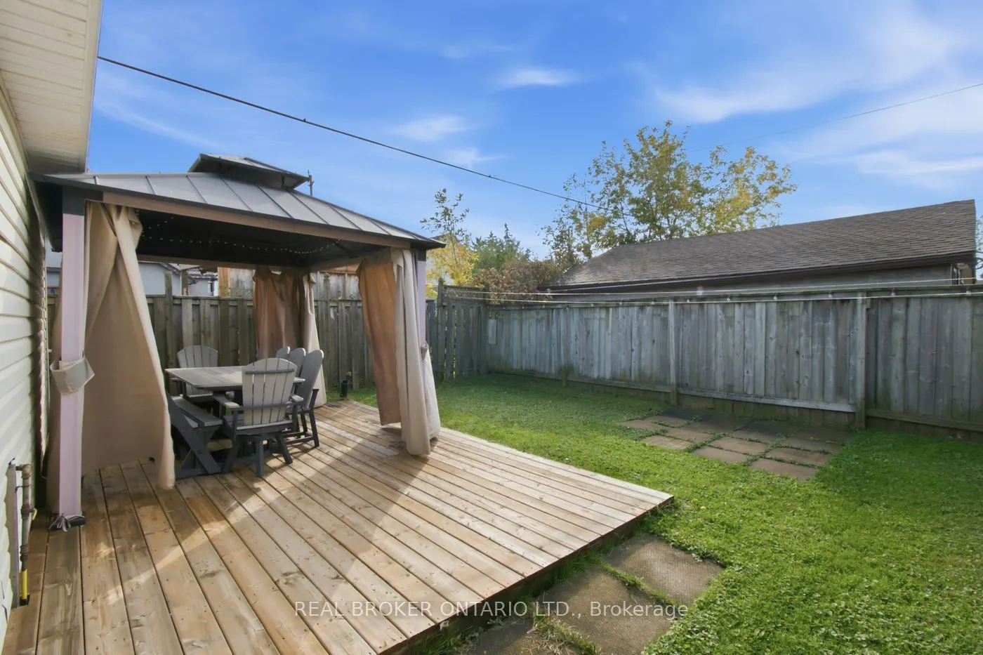 447 David Street