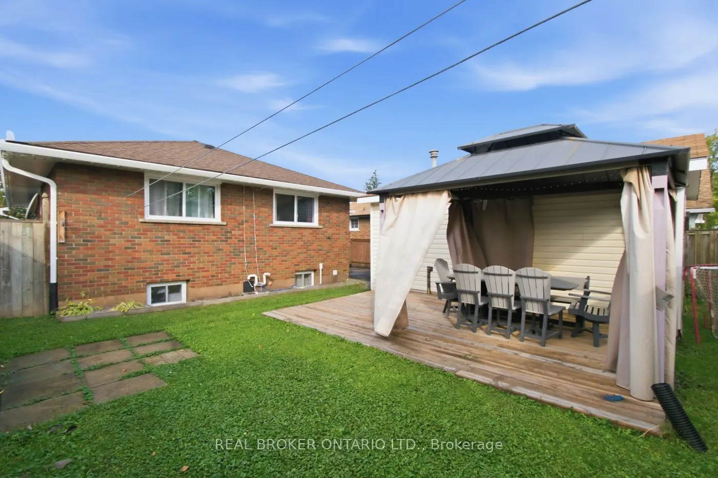447 David Street