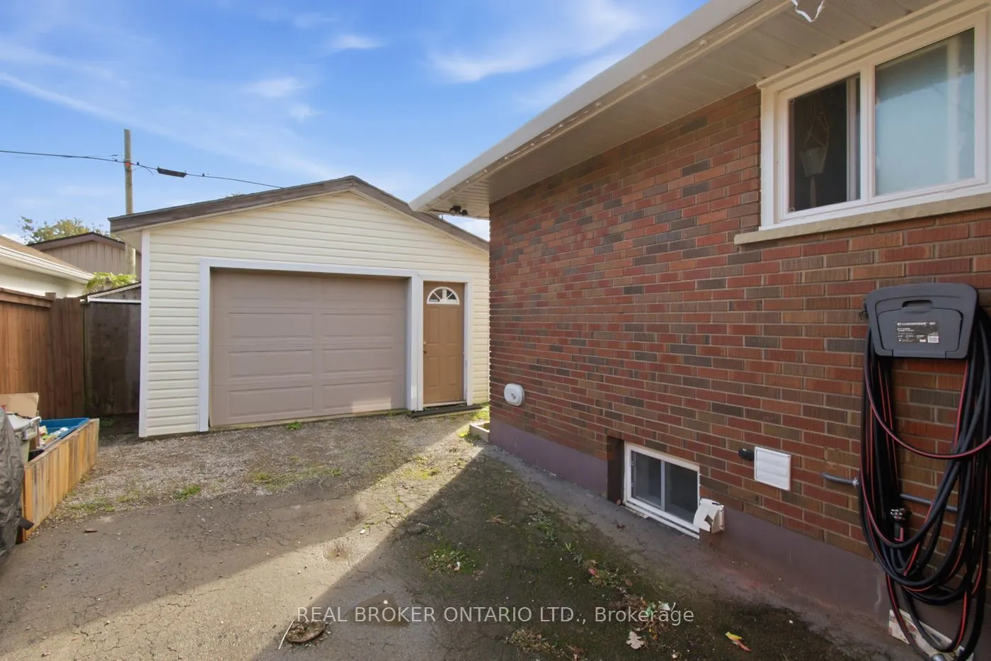 447 David Street