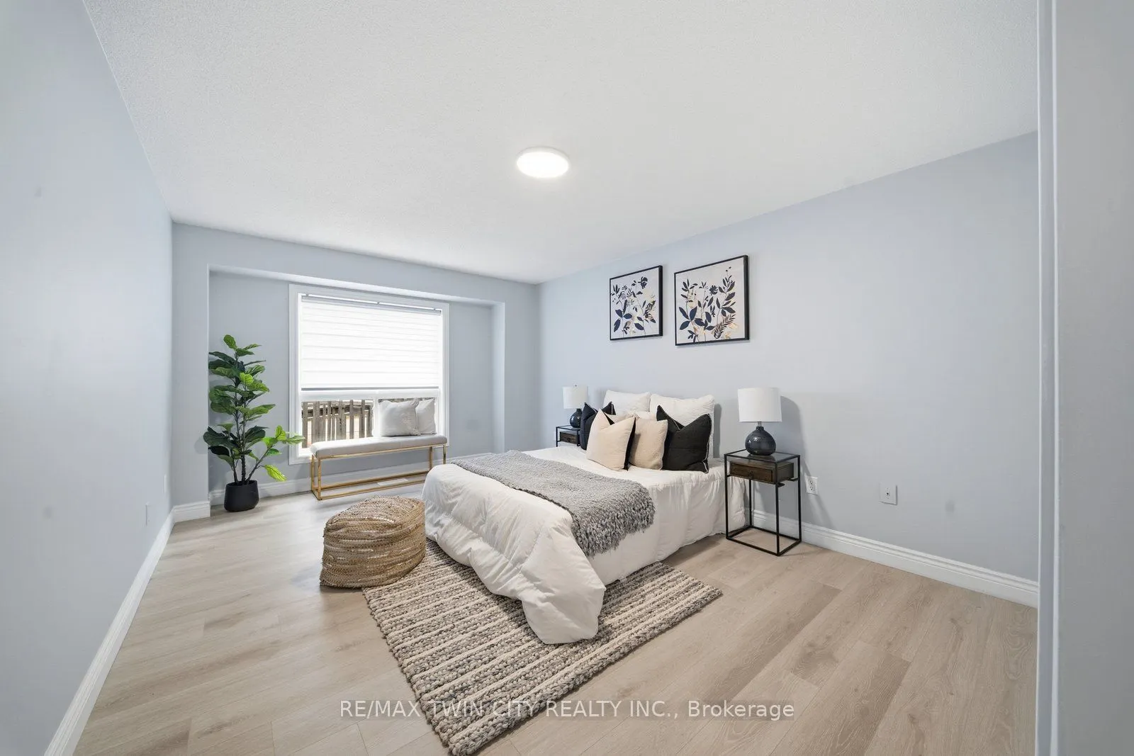 492 Grey Street #5