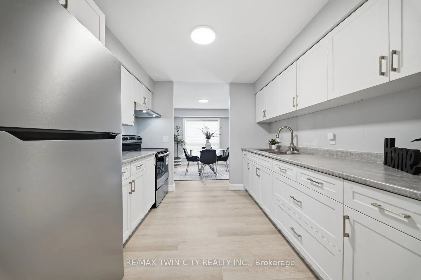 492 Grey Street #5