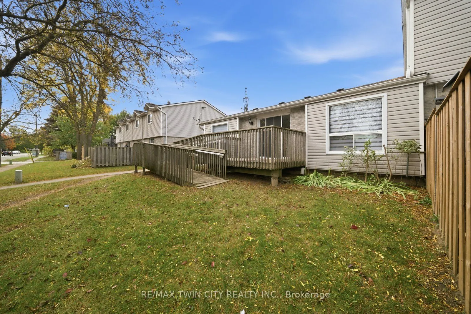 492 Grey Street #5