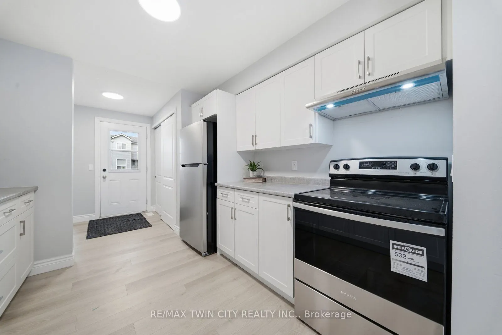492 Grey Street #5